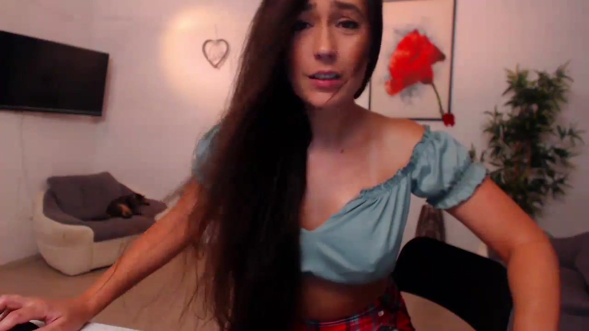 Gallery image thumbnail from PoppyNaked's myfreecams stream on, 09/15/2023, 04:42 image 2 of 20