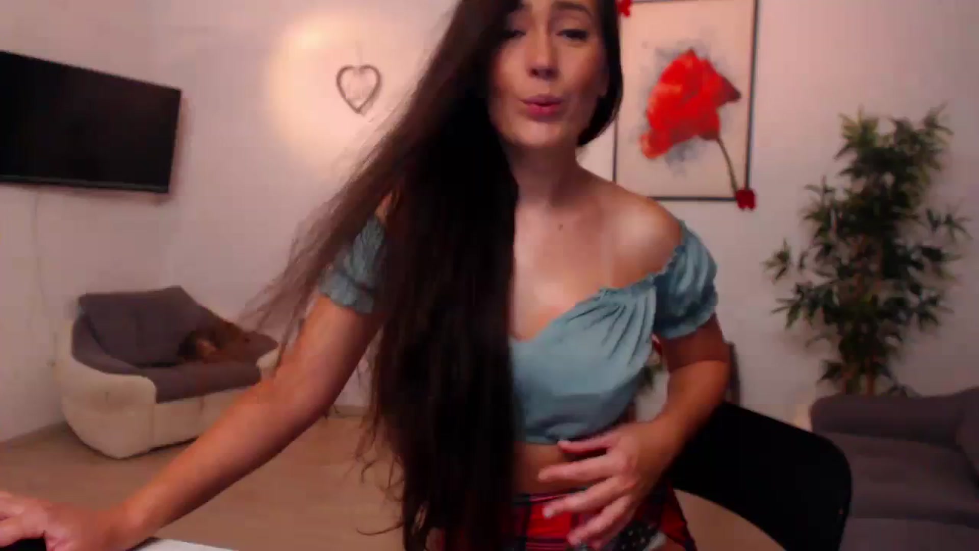 Gallery image thumbnail from PoppyNaked's myfreecams stream on, 09/15/2023, 04:42 image 1 of 20