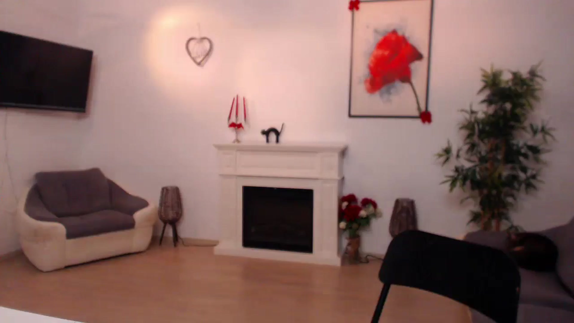Gallery image thumbnail from PoppyNaked's myfreecams stream on, 09/16/2023, 04:47 image 10 of 20