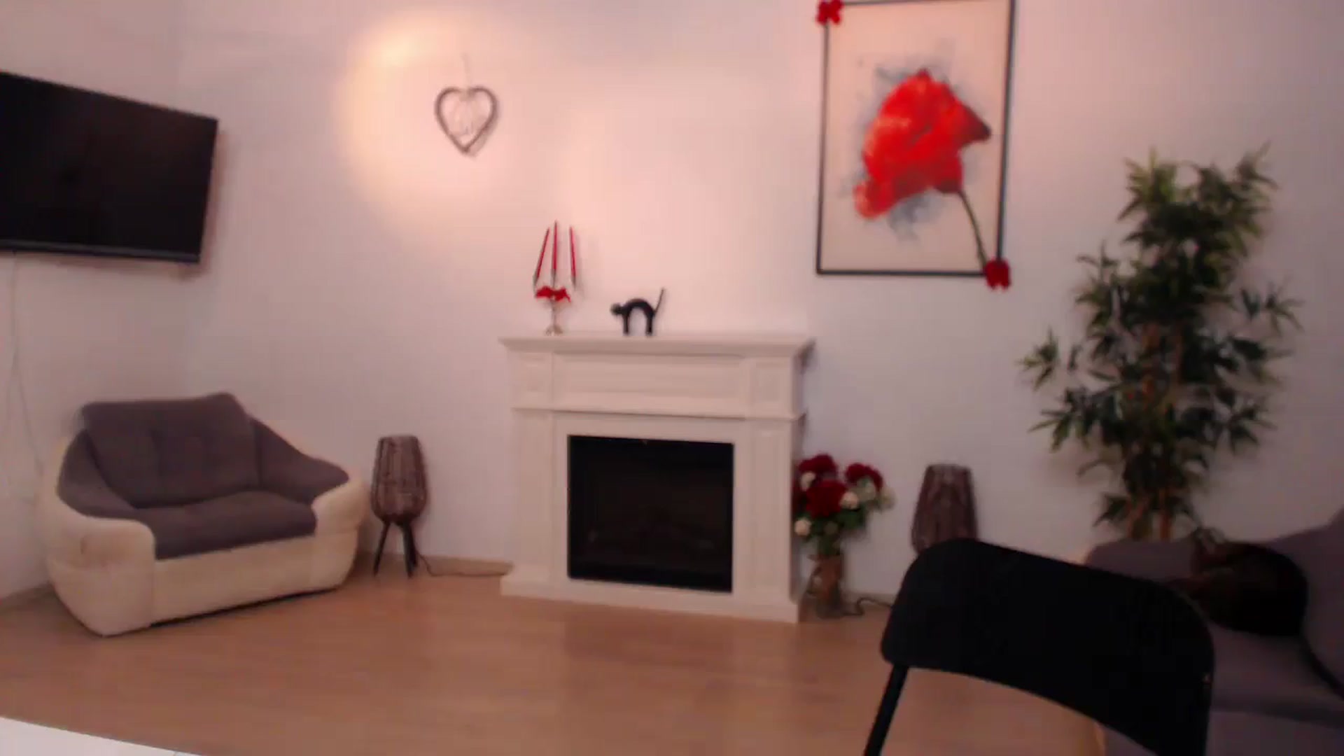 Gallery image thumbnail from PoppyNaked's myfreecams stream on, 09/16/2023, 04:47 image 1 of 20