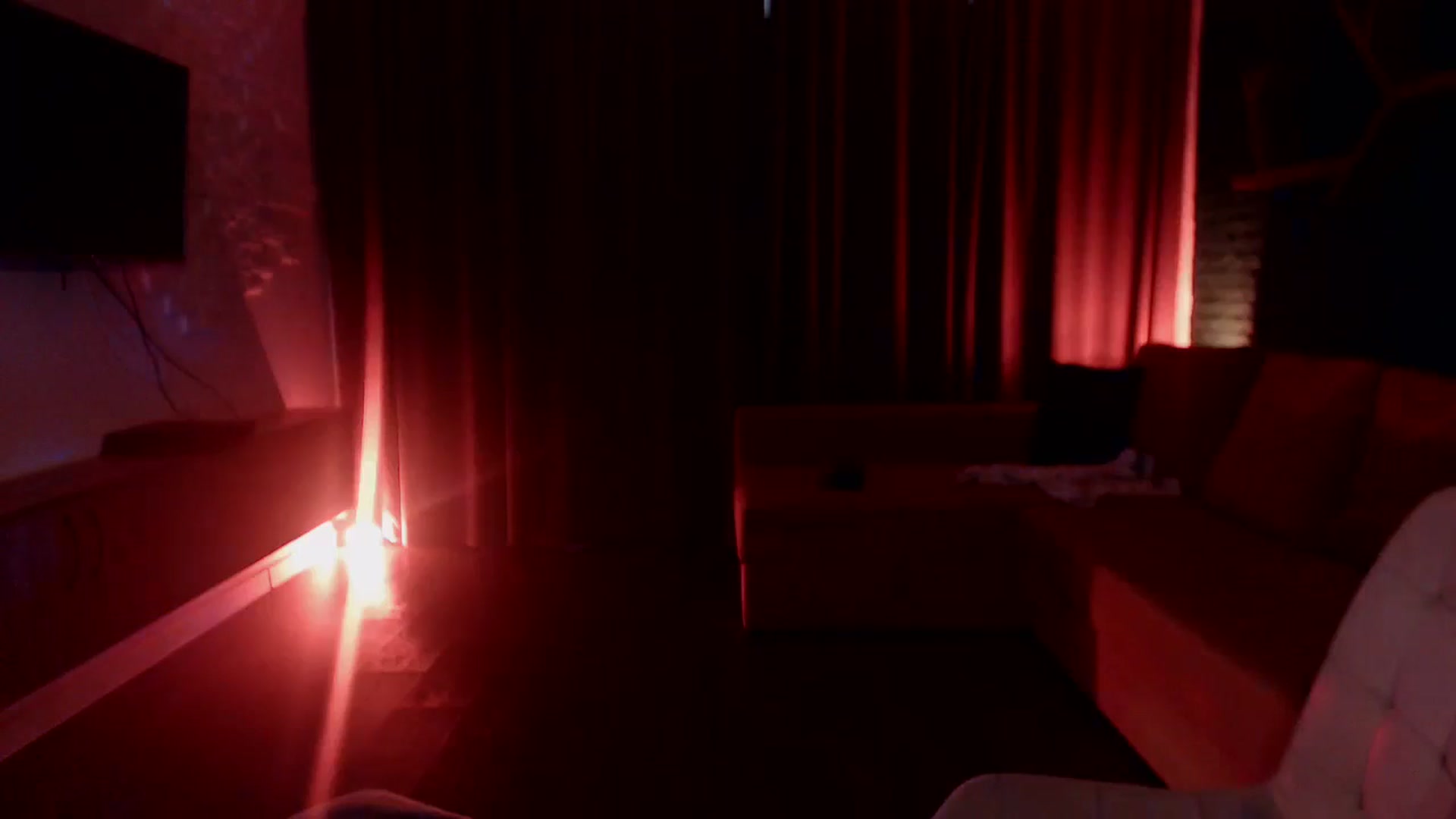 Gallery image thumbnail from PoppyNaked's myfreecams stream on, 05/07/2025, 07:29 image 20 of 20