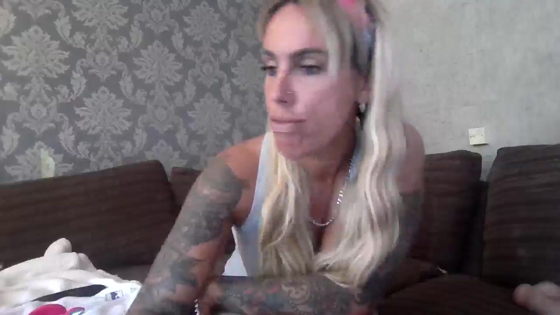 Gallery image thumbnail from Poppyingal's myfreecams stream on, 05/20/2025, 09:51 image 18 of 20