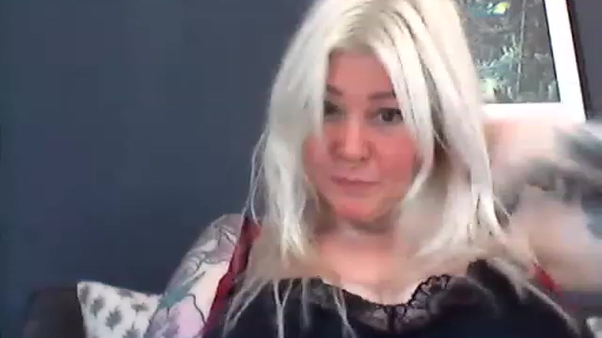 Gallery image thumbnail from Poppymoonbeam's myfreecams stream on, 03/24/2023, 11:12 image 2 of 20
