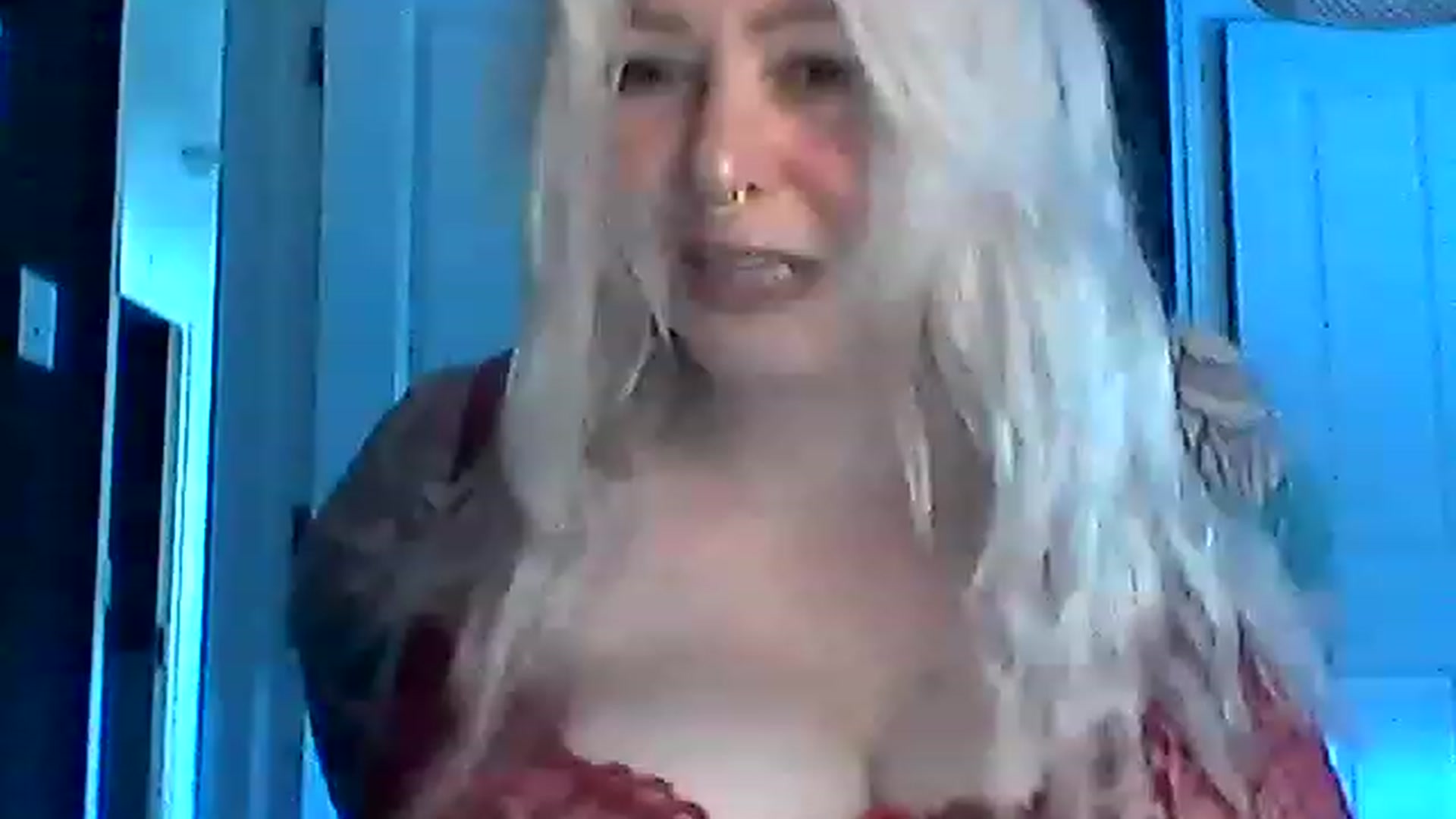 Gallery image thumbnail from Popsraven's myfreecams stream on, 05/13/2023, 12:37 image 3 of 20