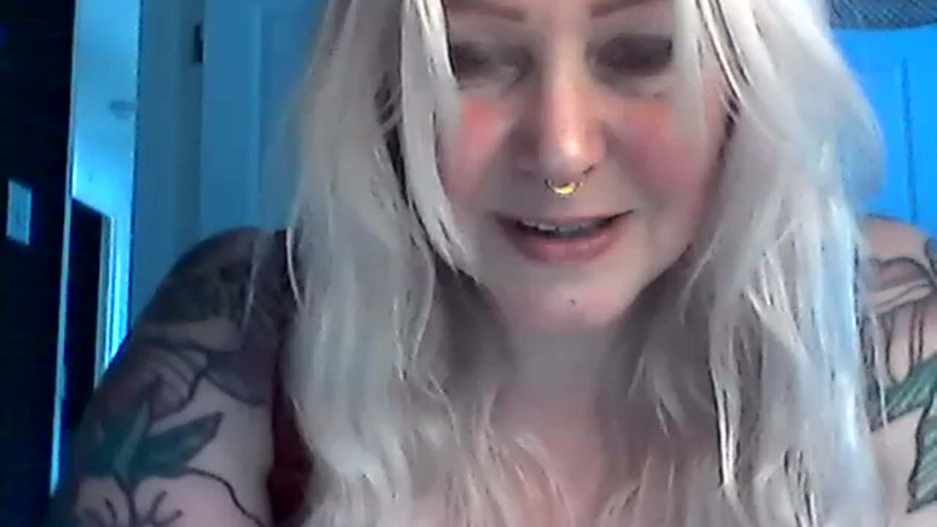 Gallery image thumbnail from Popsraven's myfreecams stream on, 05/13/2023, 12:37 image 15 of 20