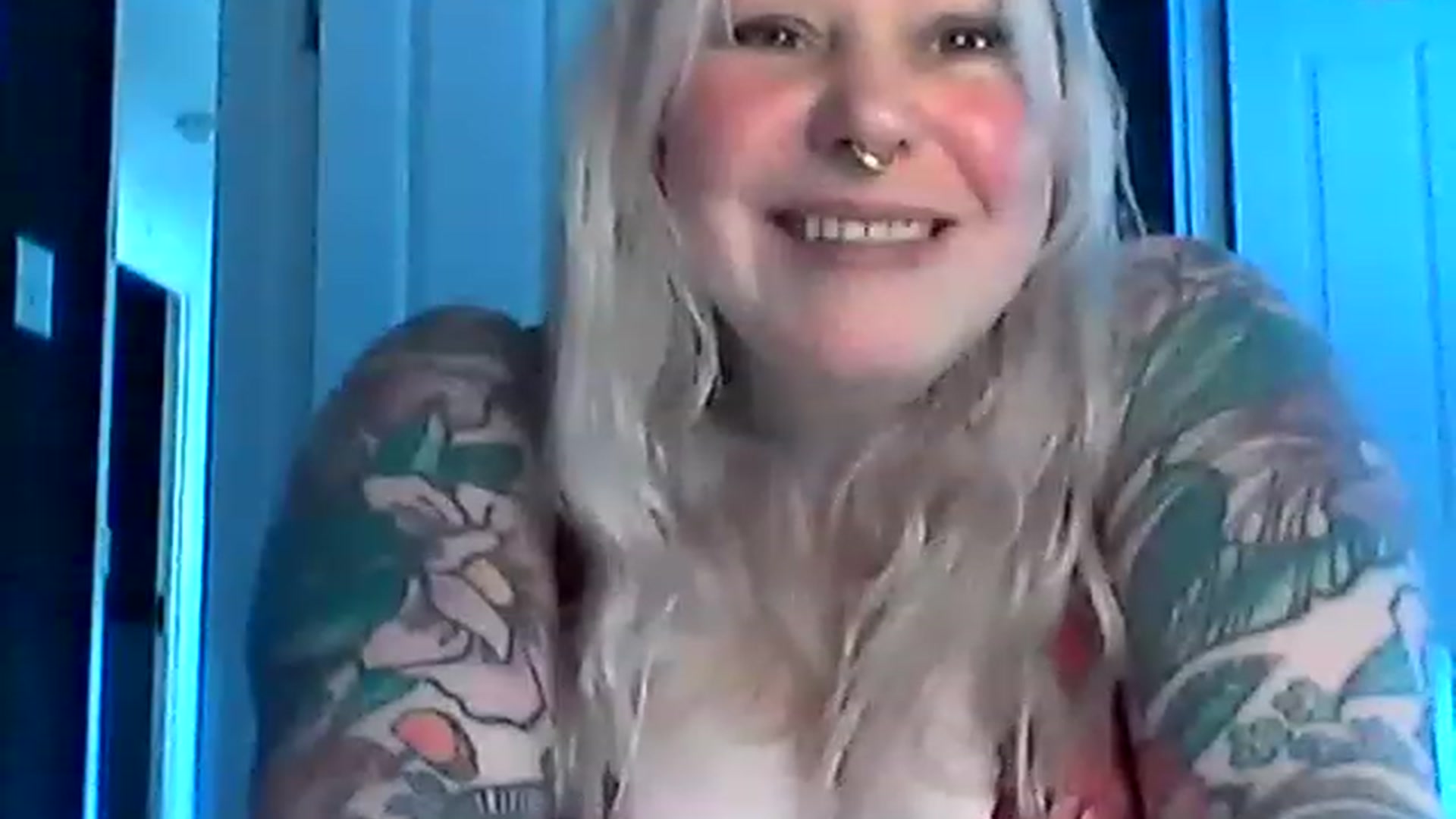 Gallery image thumbnail from Popsraven's myfreecams stream on, 05/13/2023, 12:37 image 7 of 20