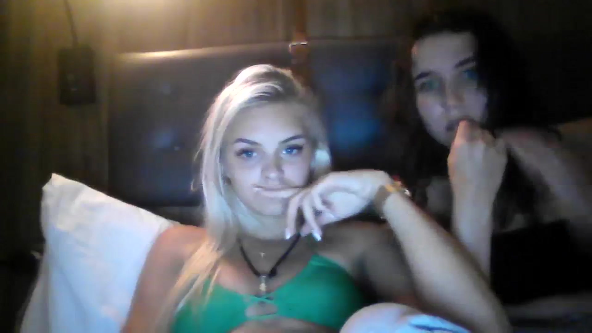 Gallery image thumbnail from Porsha6996's myfreecams stream on, 02/21/2024, 15:03 image 2 of 20