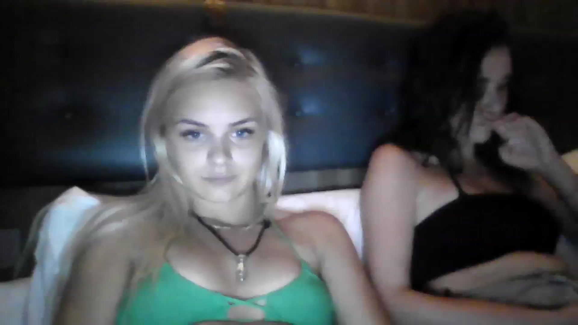 Gallery image thumbnail from Porsha6996's myfreecams stream on, 02/21/2024, 18:52 image 4 of 20