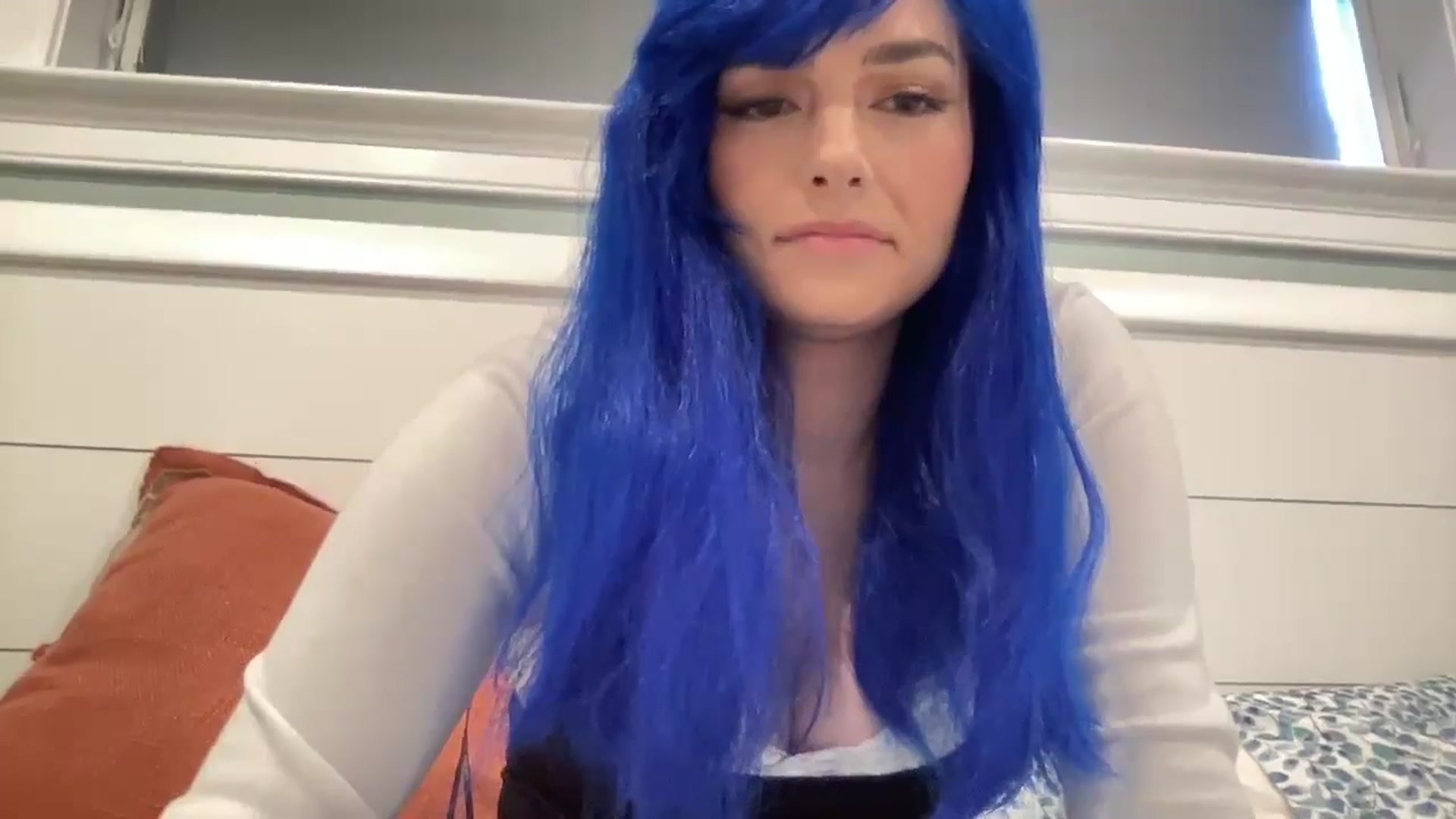 Gallery image thumbnail from PosiePleases's myfreecams stream on, 11/13/2024, 19:57 image 4 of 20
