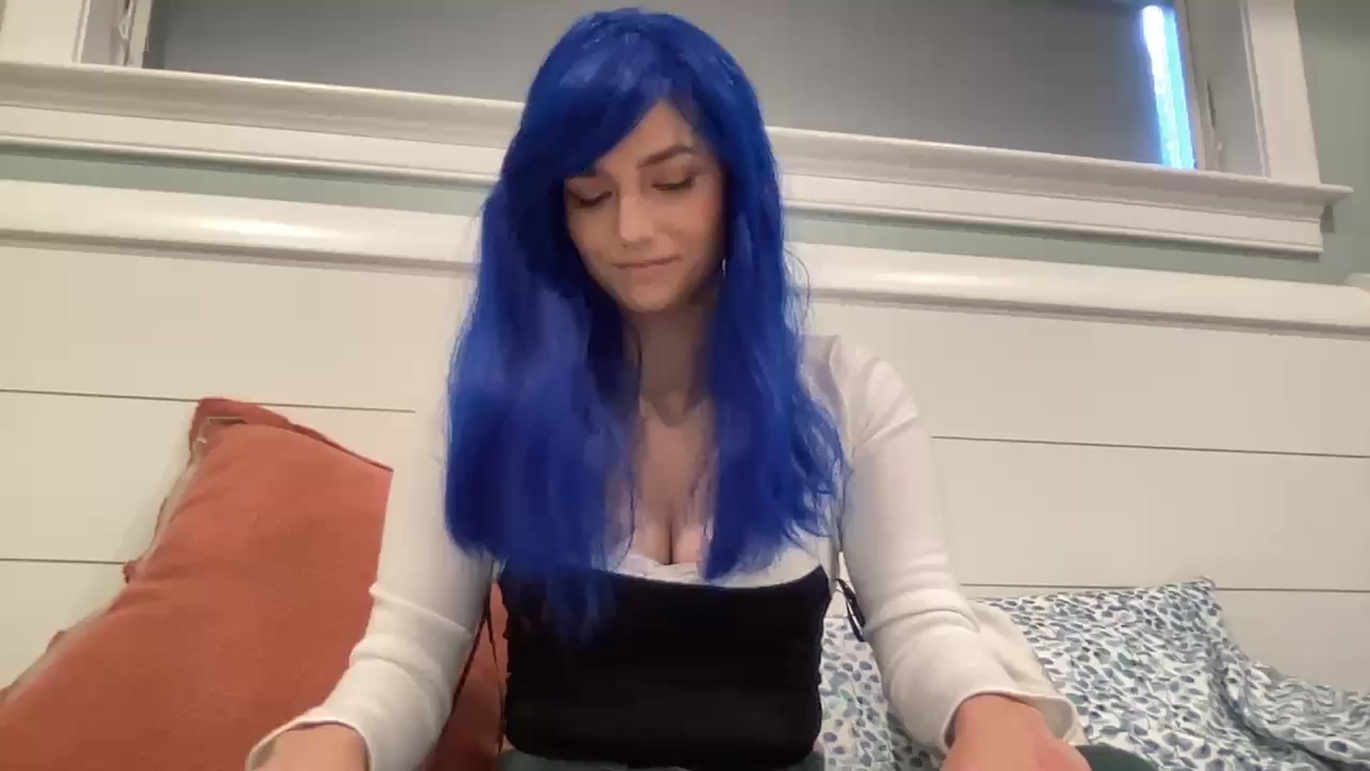 Gallery image thumbnail from PosiePleases's myfreecams stream on, 11/13/2024, 19:57 image 17 of 20