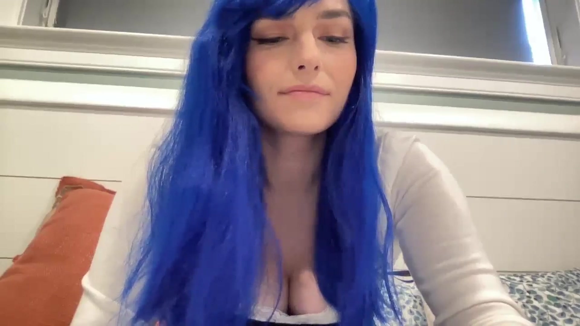 Gallery image thumbnail from PosiePleases's myfreecams stream on, 11/13/2024, 19:57 image 2 of 20