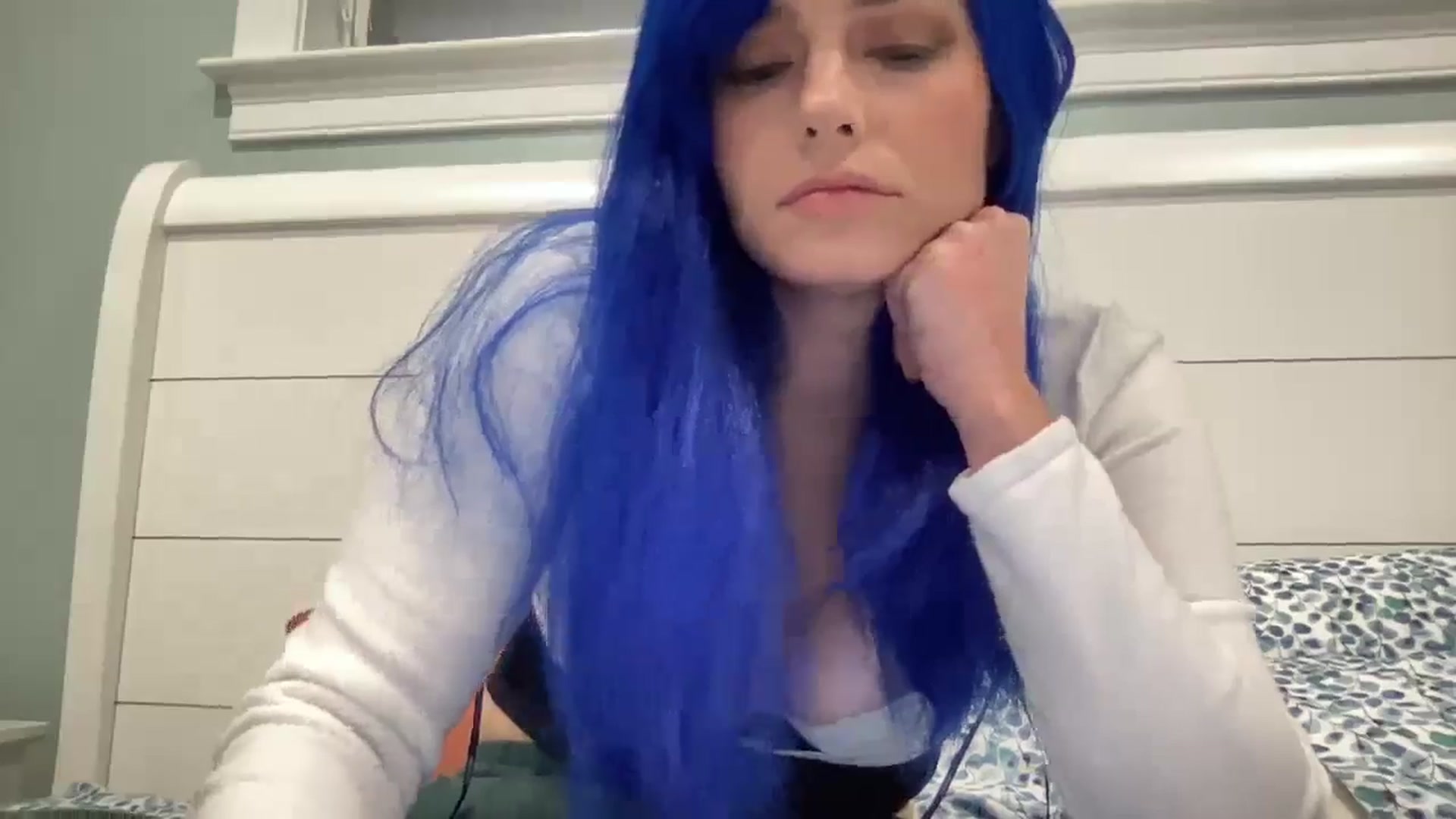 Gallery image thumbnail from PosiePleases's myfreecams stream on, 11/14/2024, 02:36 image 14 of 20