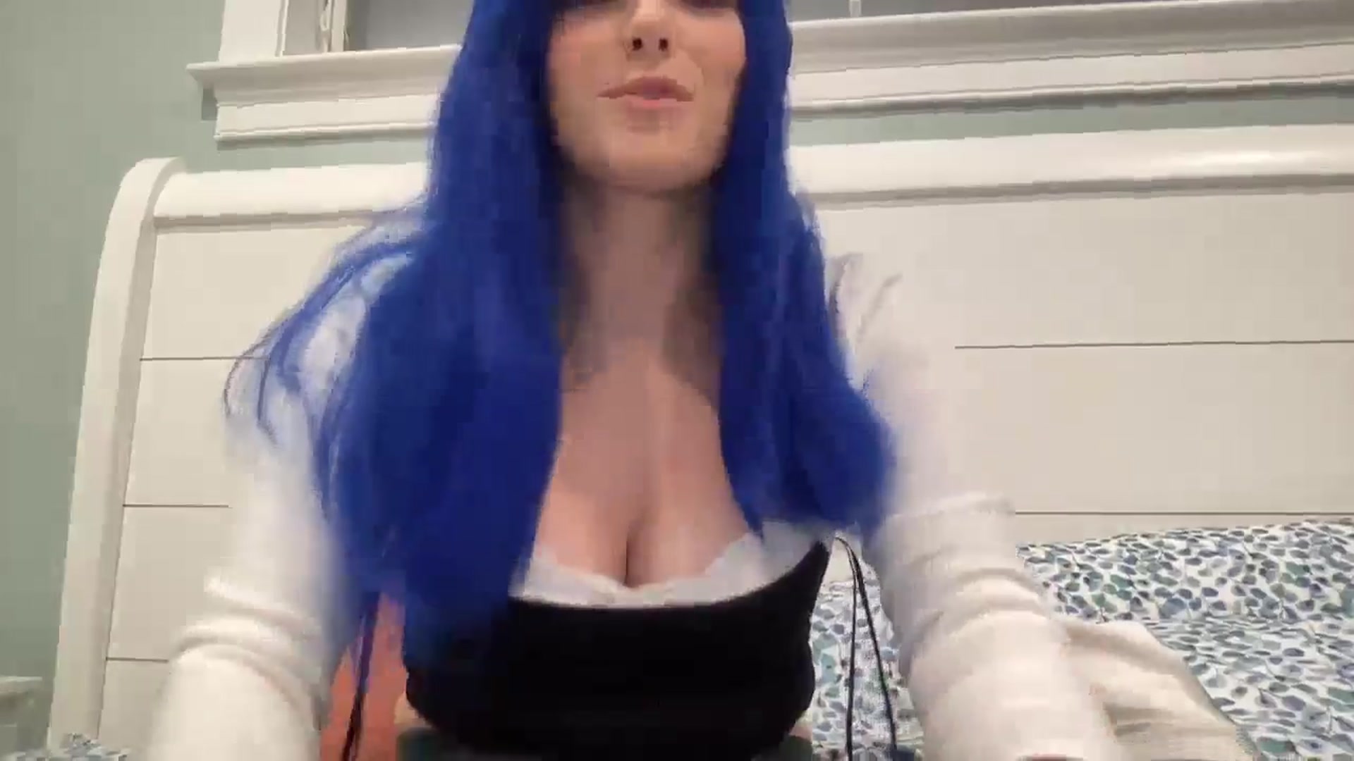 Gallery image thumbnail from PosiePleases's myfreecams stream on, 11/14/2024, 02:36 image 17 of 20