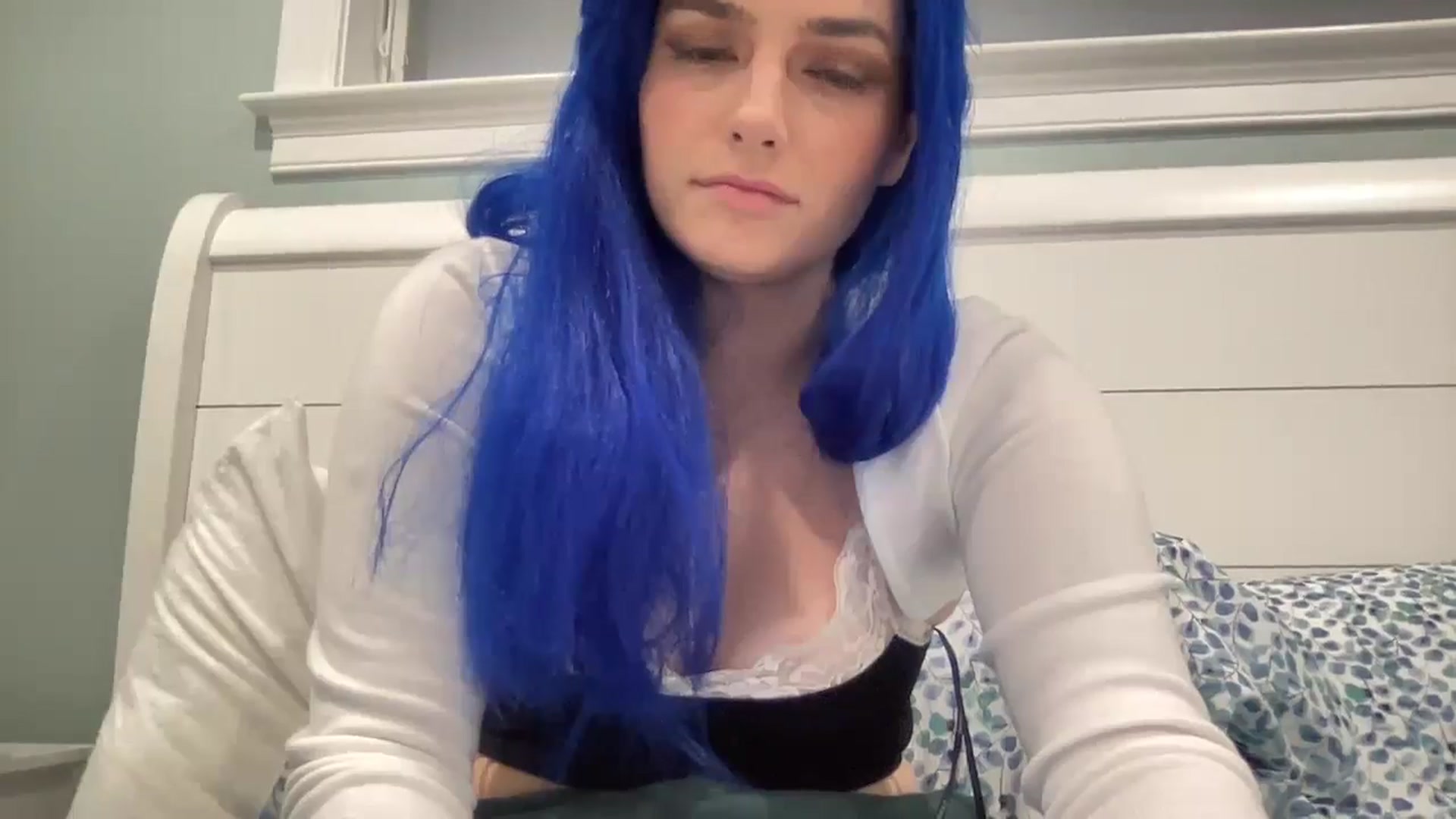Gallery image thumbnail from PosiePleases's myfreecams stream on, 11/14/2024, 03:12 image 7 of 20