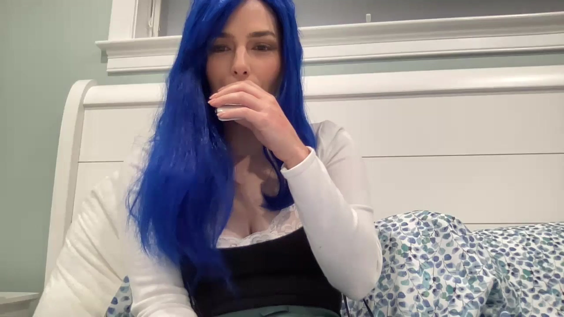 Gallery image thumbnail from PosiePleases's myfreecams stream on, 11/14/2024, 03:12 image 13 of 20