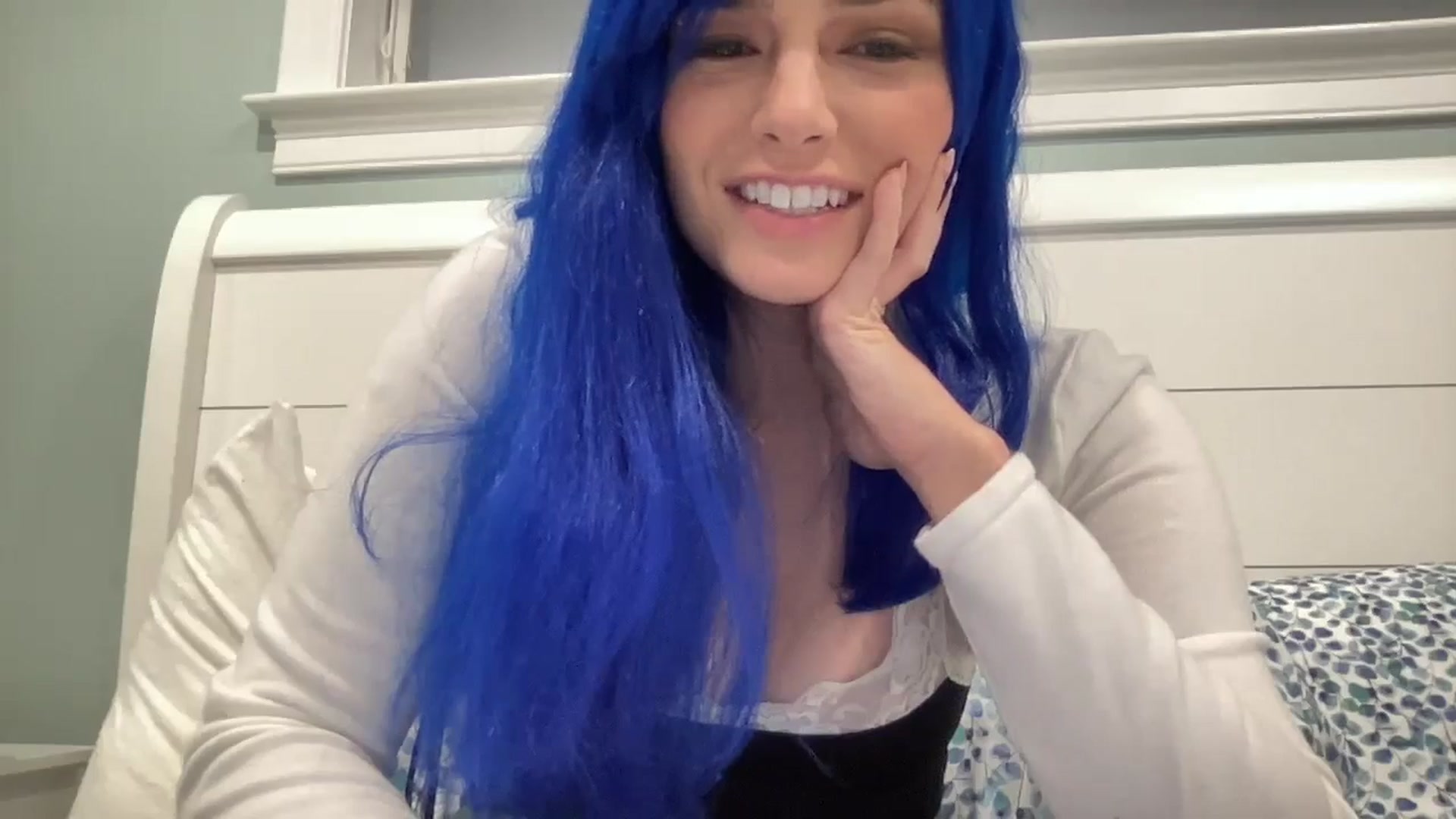 Gallery image thumbnail from PosiePleases's myfreecams stream on, 11/14/2024, 03:12 image 14 of 20