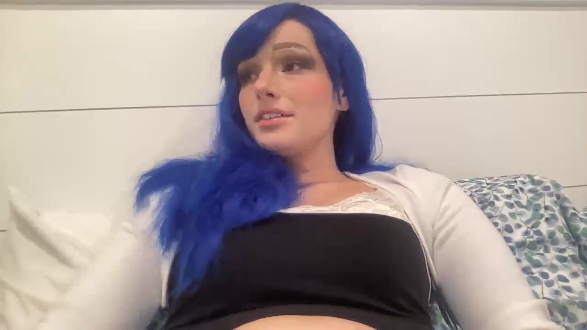 Gallery image thumbnail from PosiePleases's myfreecams stream on, 11/14/2024, 20:02 image 13 of 20