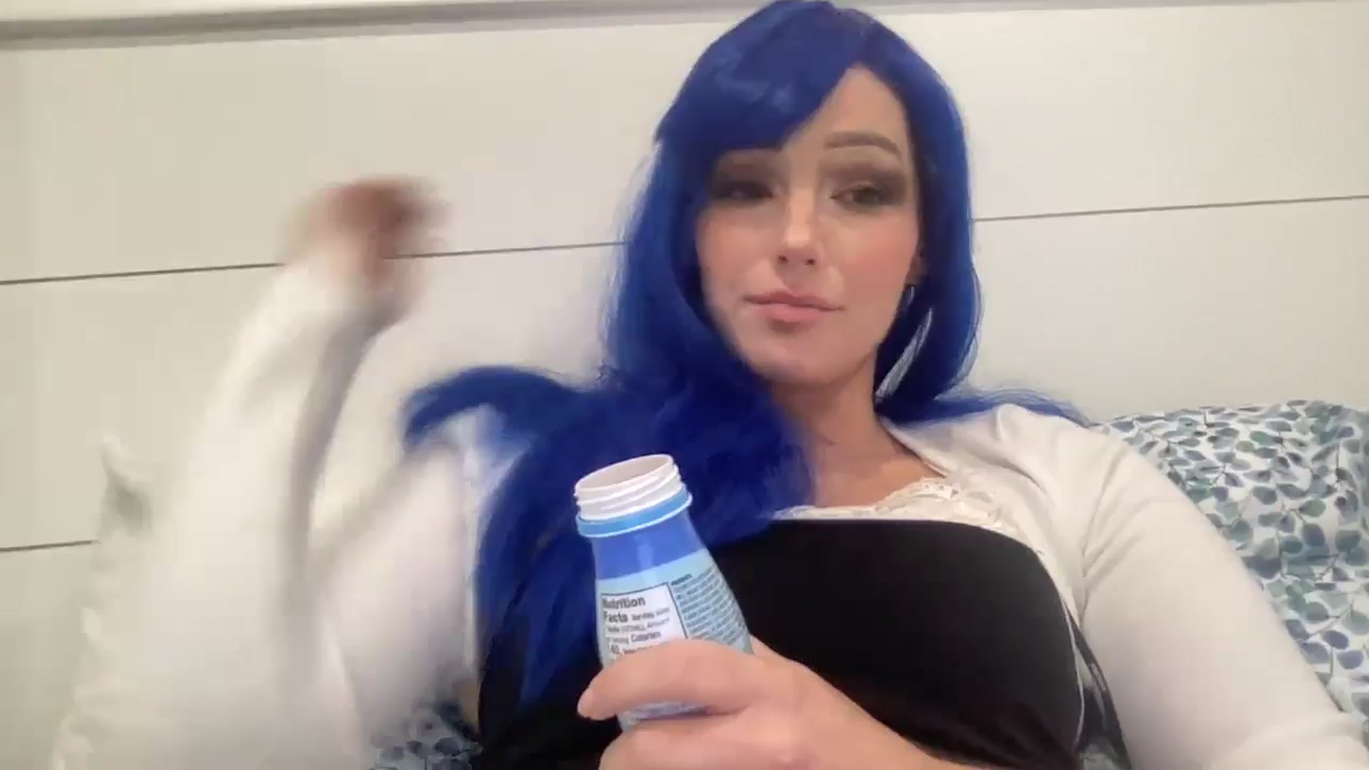 Gallery image thumbnail from PosiePleases's myfreecams stream on, 11/14/2024, 20:02 image 19 of 20