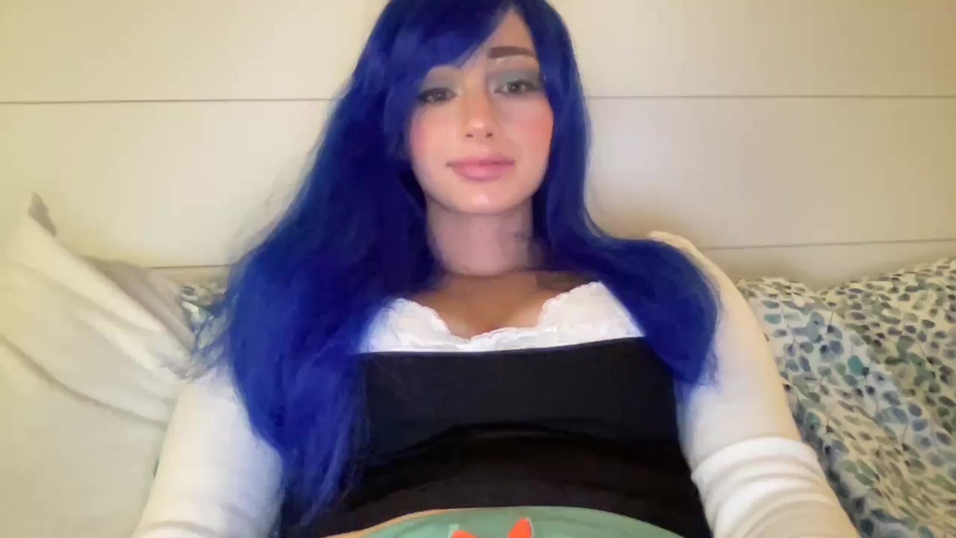 Gallery image thumbnail from PosiePleases's myfreecams stream on, 11/14/2024, 22:43 image 18 of 20