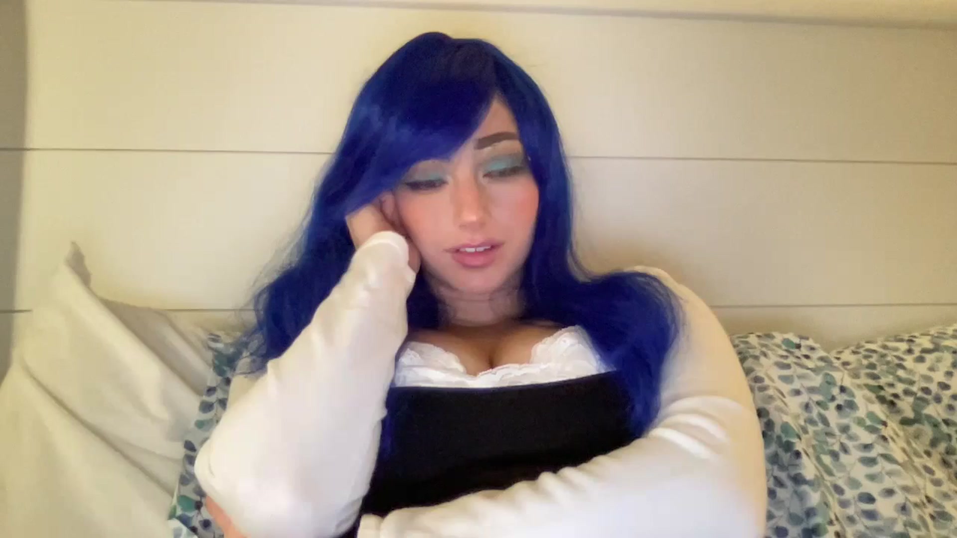 Gallery image thumbnail from PosiePleases's myfreecams stream on, 11/14/2024, 22:43 image 11 of 20