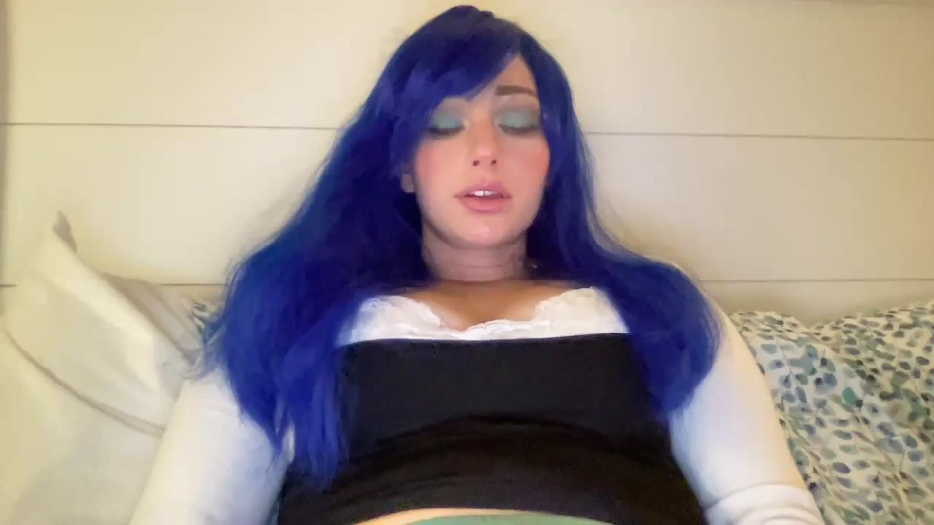 Gallery image thumbnail from PosiePleases's myfreecams stream on, 11/14/2024, 22:43 image 13 of 20
