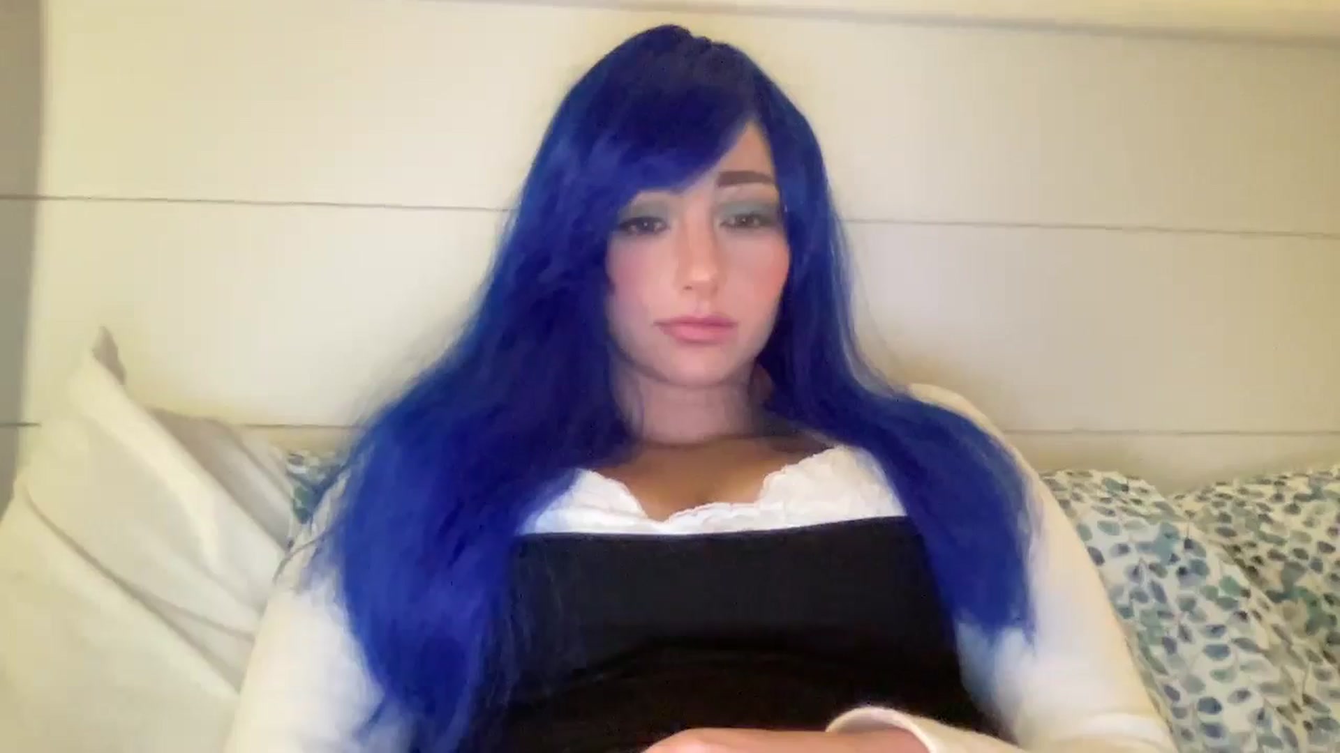 Gallery image thumbnail from PosiePleases's myfreecams stream on, 11/14/2024, 22:43 image 10 of 20