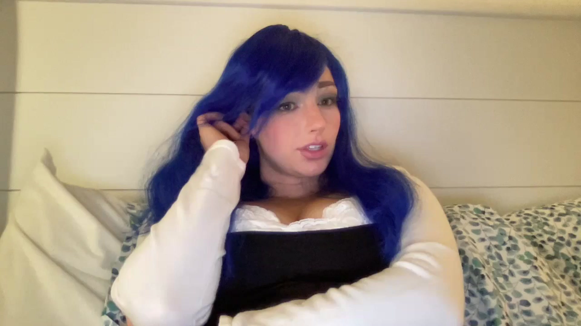 Gallery image thumbnail from PosiePleases's myfreecams stream on, 11/14/2024, 22:43 image 12 of 20