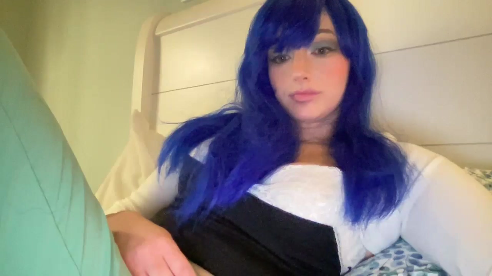 Gallery image thumbnail from PosiePleases's myfreecams stream on, 11/14/2024, 23:09 image 7 of 20