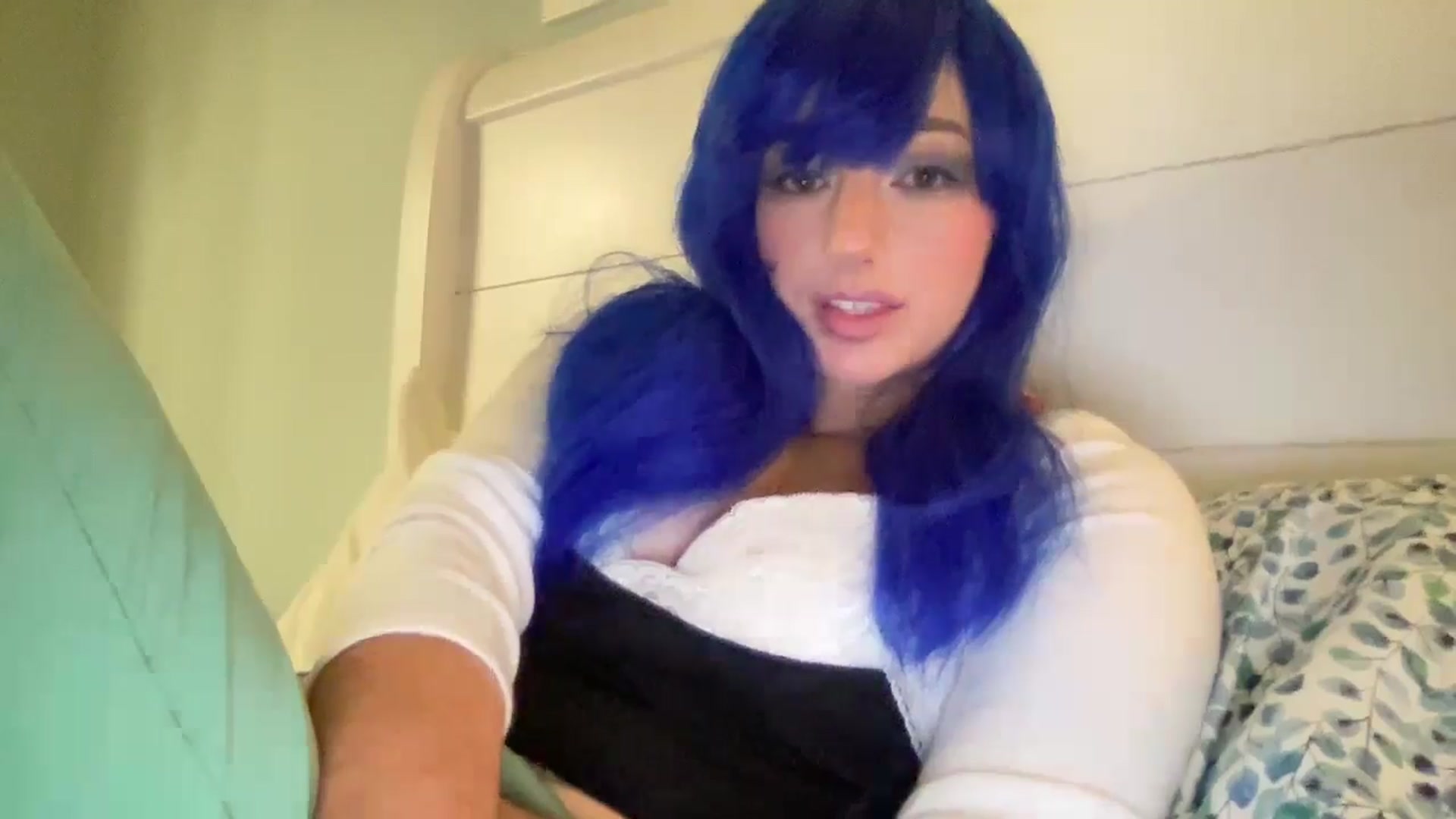 Gallery image thumbnail from PosiePleases's myfreecams stream on, 11/14/2024, 23:09 image 8 of 20