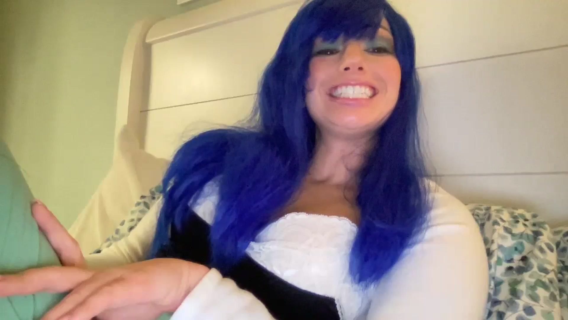 Gallery image thumbnail from PosiePleases's myfreecams stream on, 11/14/2024, 23:09 image 20 of 20