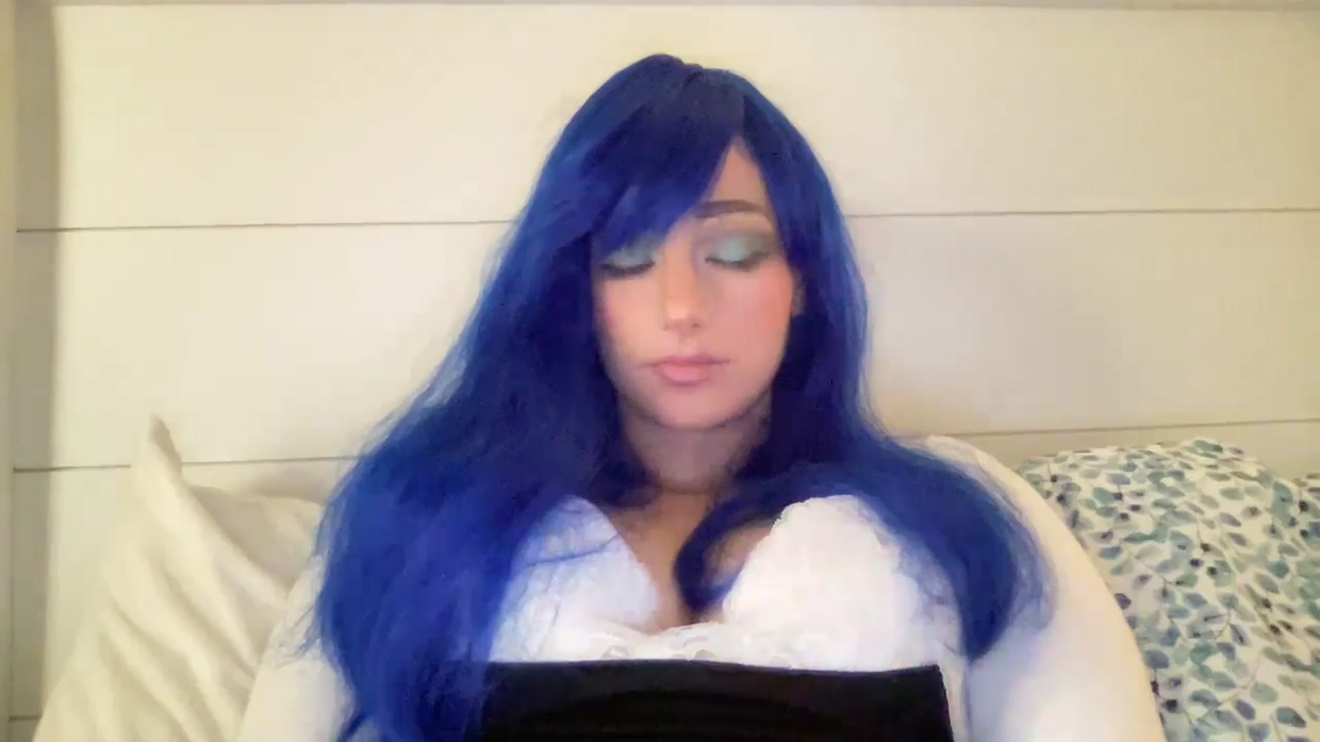 Gallery image thumbnail from PosiePleases's myfreecams stream on, 11/14/2024, 23:50 image 8 of 20