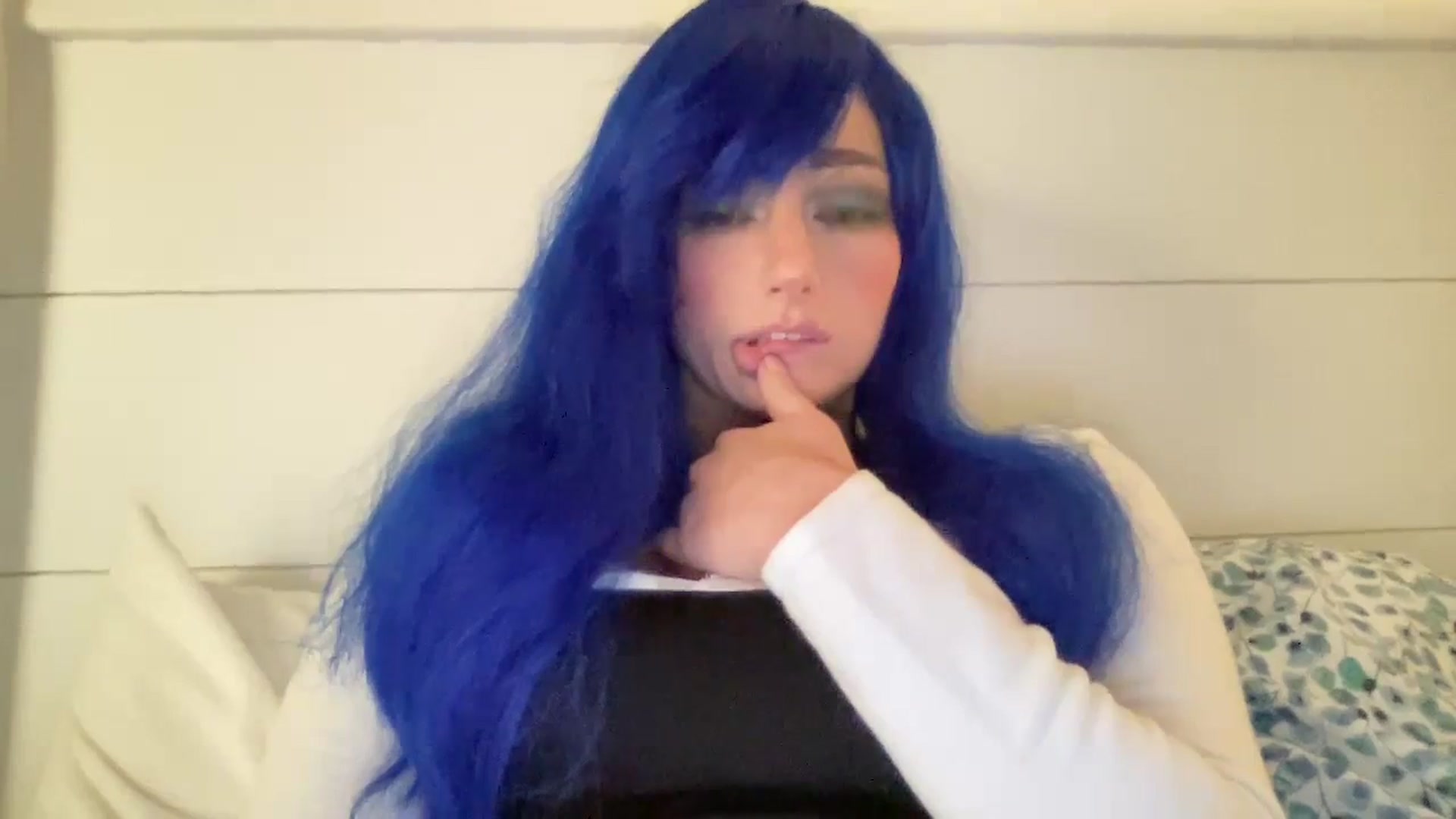 Gallery image thumbnail from PosiePleases's myfreecams stream on, 11/14/2024, 23:50 image 15 of 20