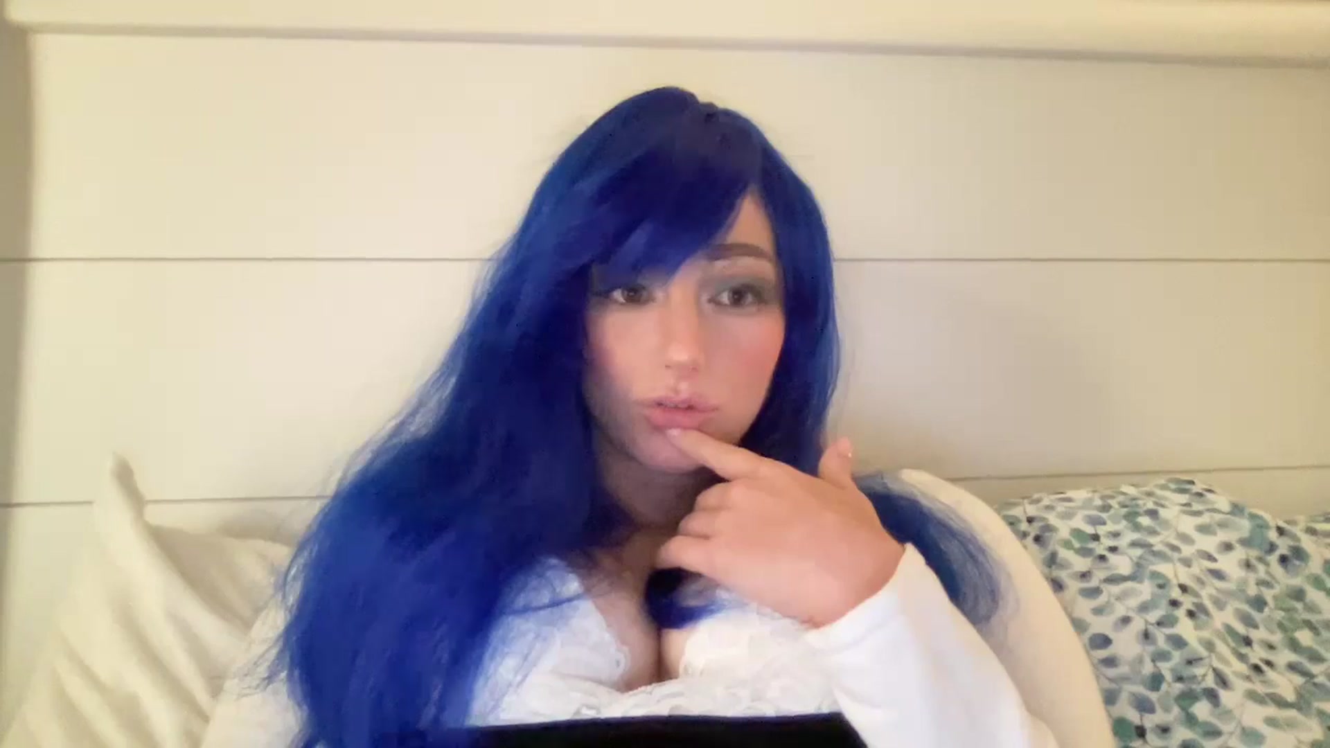 Gallery image thumbnail from PosiePleases's myfreecams stream on, 11/14/2024, 23:50 image 3 of 20