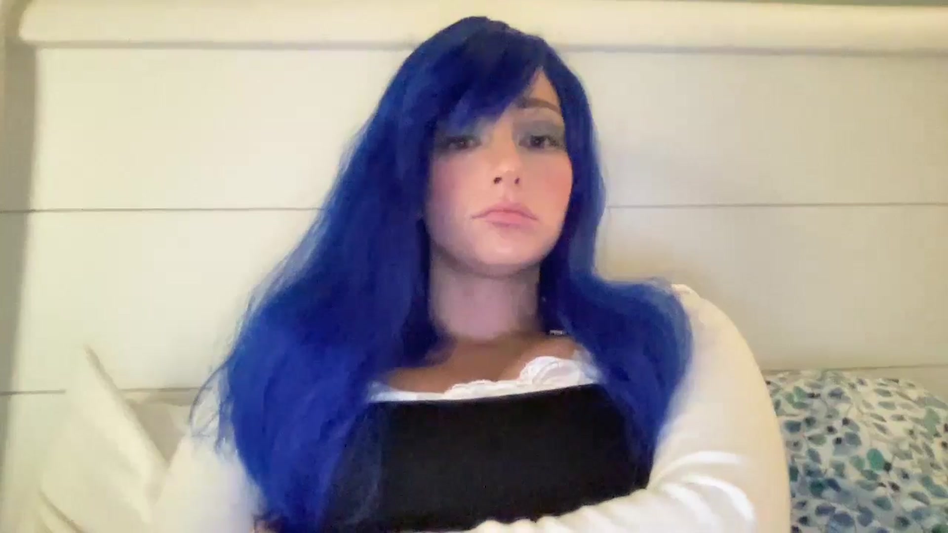 Gallery image thumbnail from PosiePleases's myfreecams stream on, 11/14/2024, 23:50 image 14 of 20