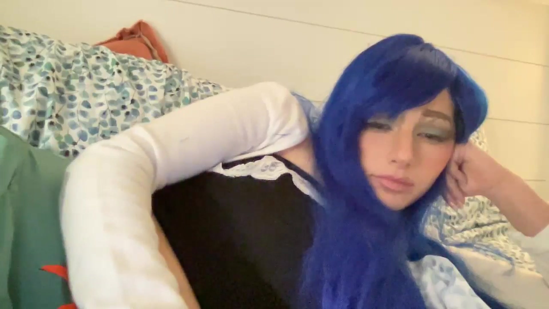 Gallery image thumbnail from PosiePleases's myfreecams stream on, 11/15/2024, 01:31 image 20 of 20