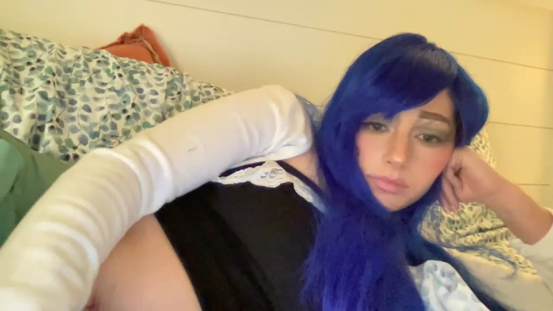 Gallery image thumbnail from PosiePleases's myfreecams stream on, 11/15/2024, 01:31 image 19 of 20