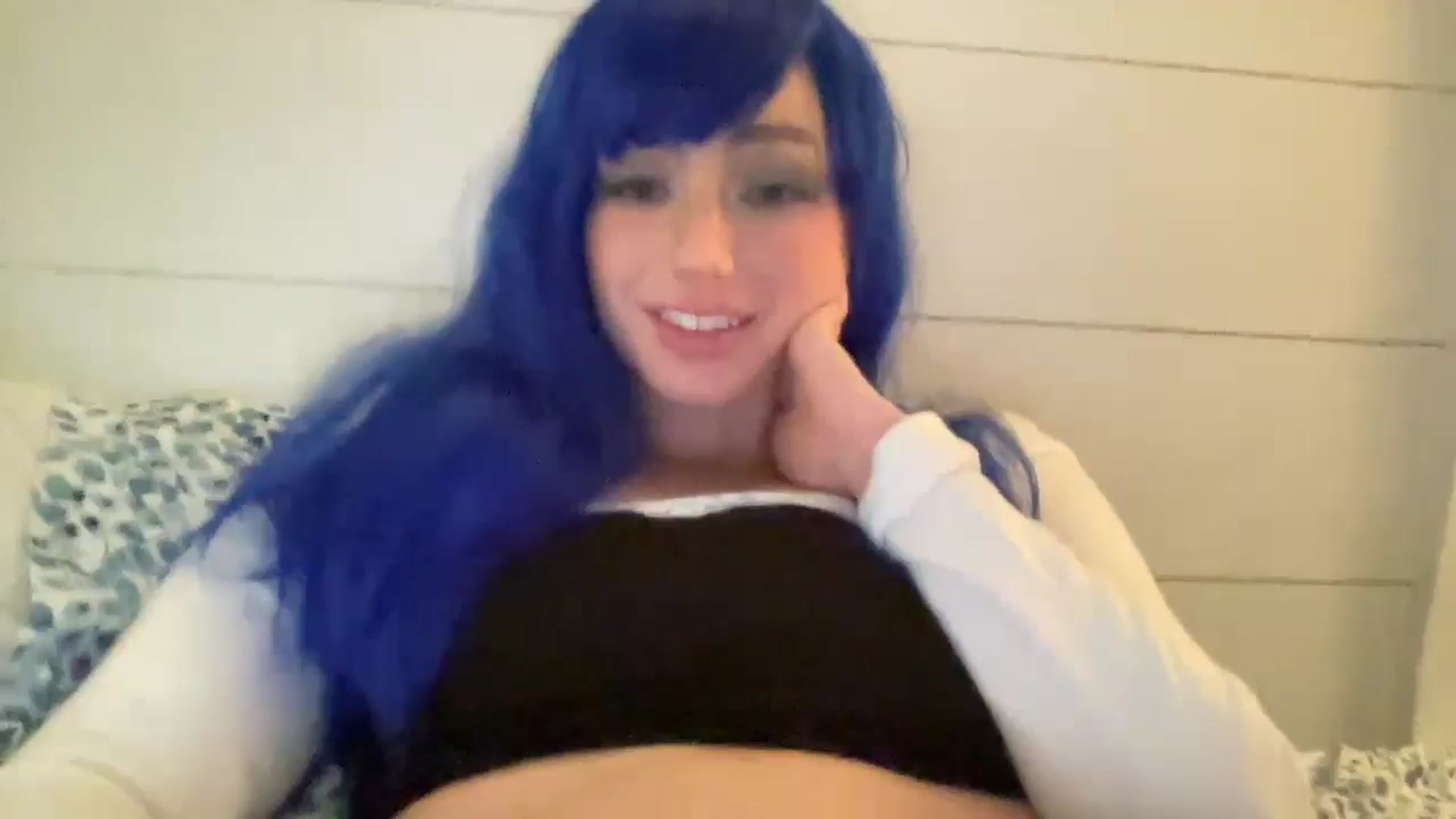 Gallery image thumbnail from PosiePleases's myfreecams stream on, 11/15/2024, 04:43 image 19 of 20