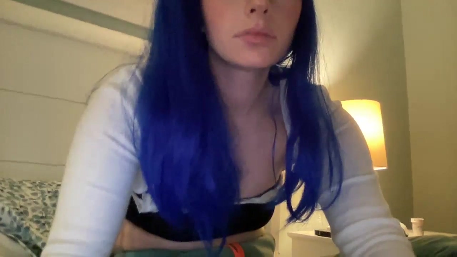 Gallery image thumbnail from PosiePleases's myfreecams stream on, 11/15/2024, 05:57 image 9 of 20