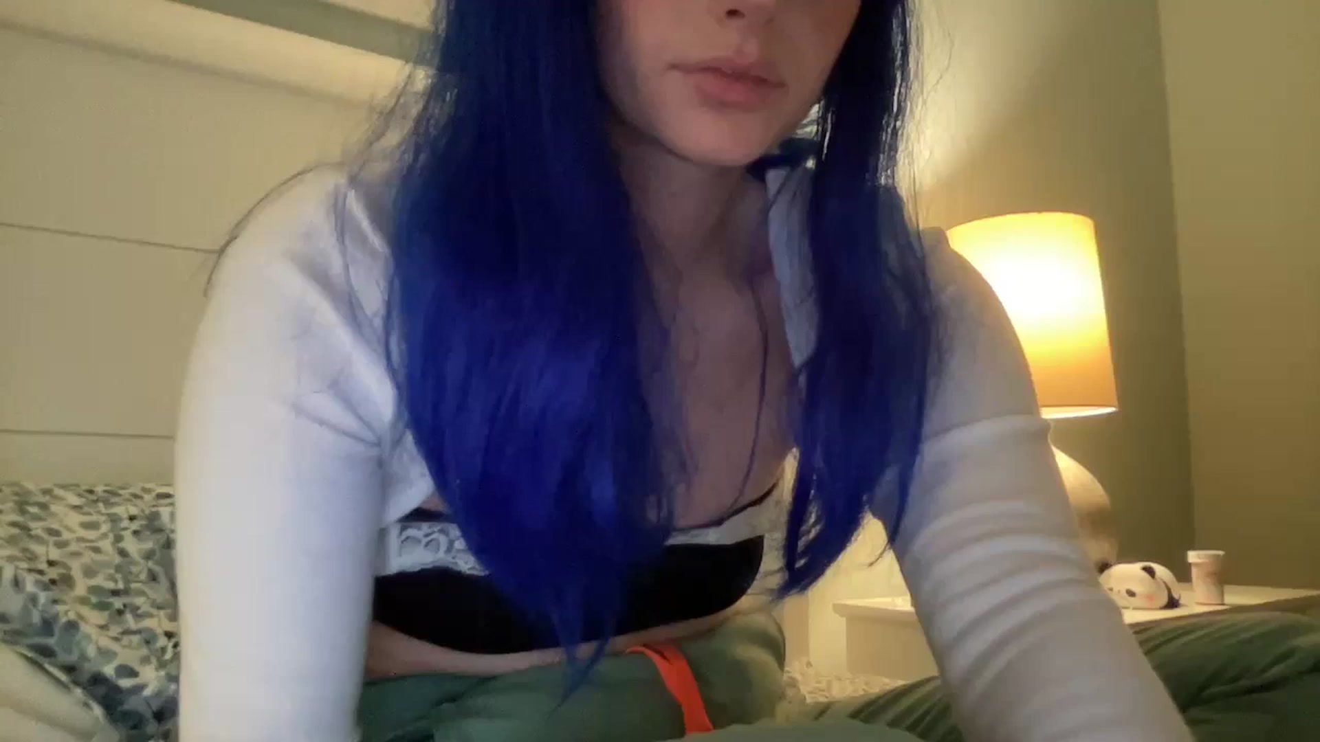 Gallery image thumbnail from PosiePleases's myfreecams stream on, 11/15/2024, 05:57 image 19 of 20