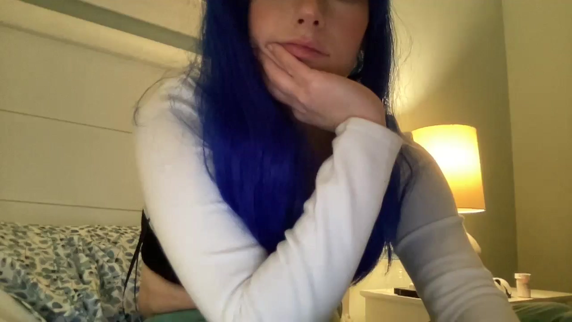Gallery image thumbnail from PosiePleases's myfreecams stream on, 11/15/2024, 05:57 image 15 of 20