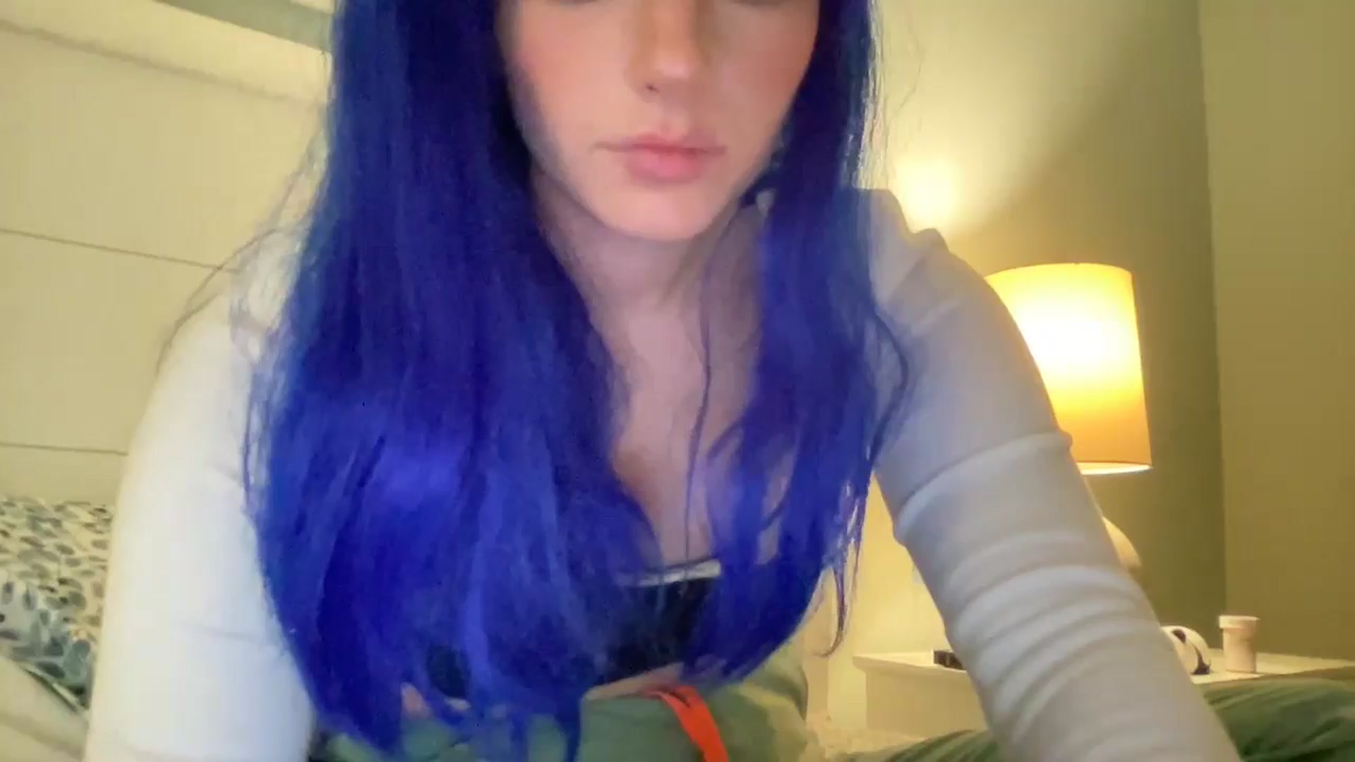 Gallery image thumbnail from PosiePleases's myfreecams stream on, 11/15/2024, 05:57 image 14 of 20