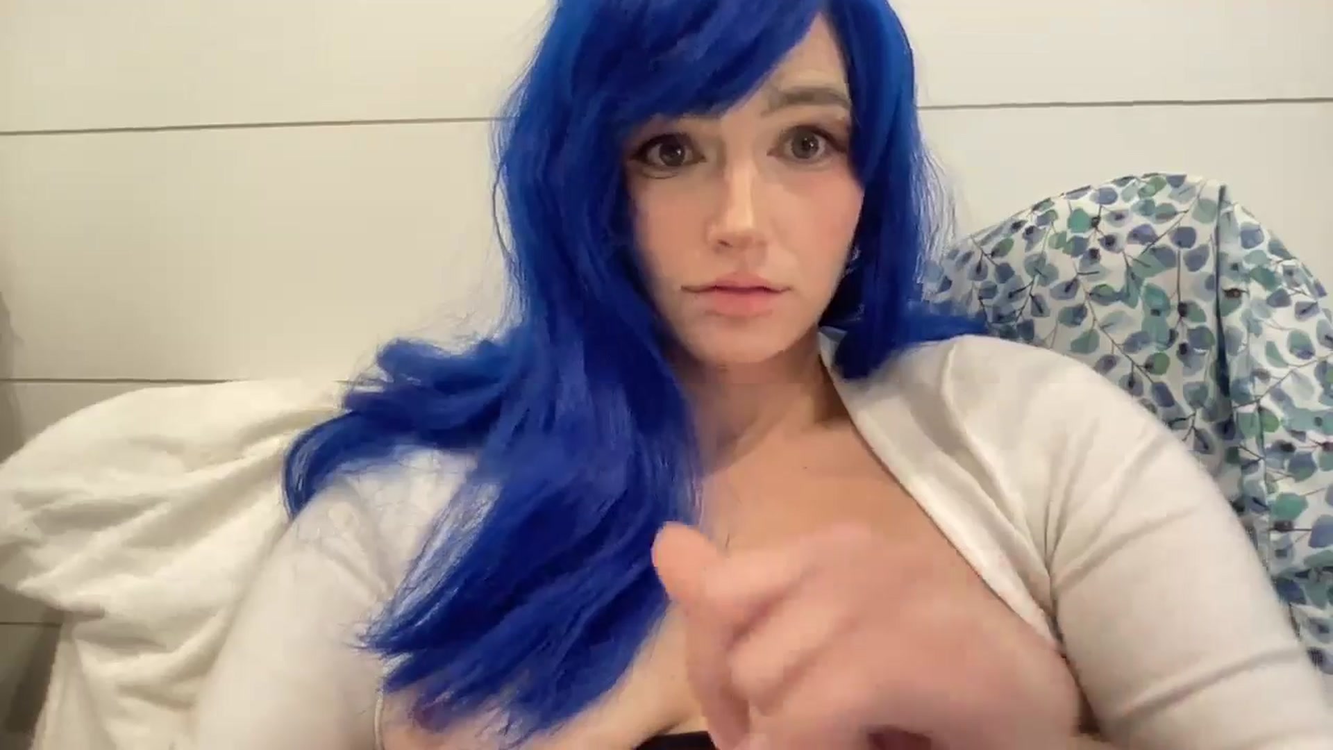 Gallery image thumbnail from PosiePleases's myfreecams stream on, 11/15/2024, 16:34 image 11 of 20