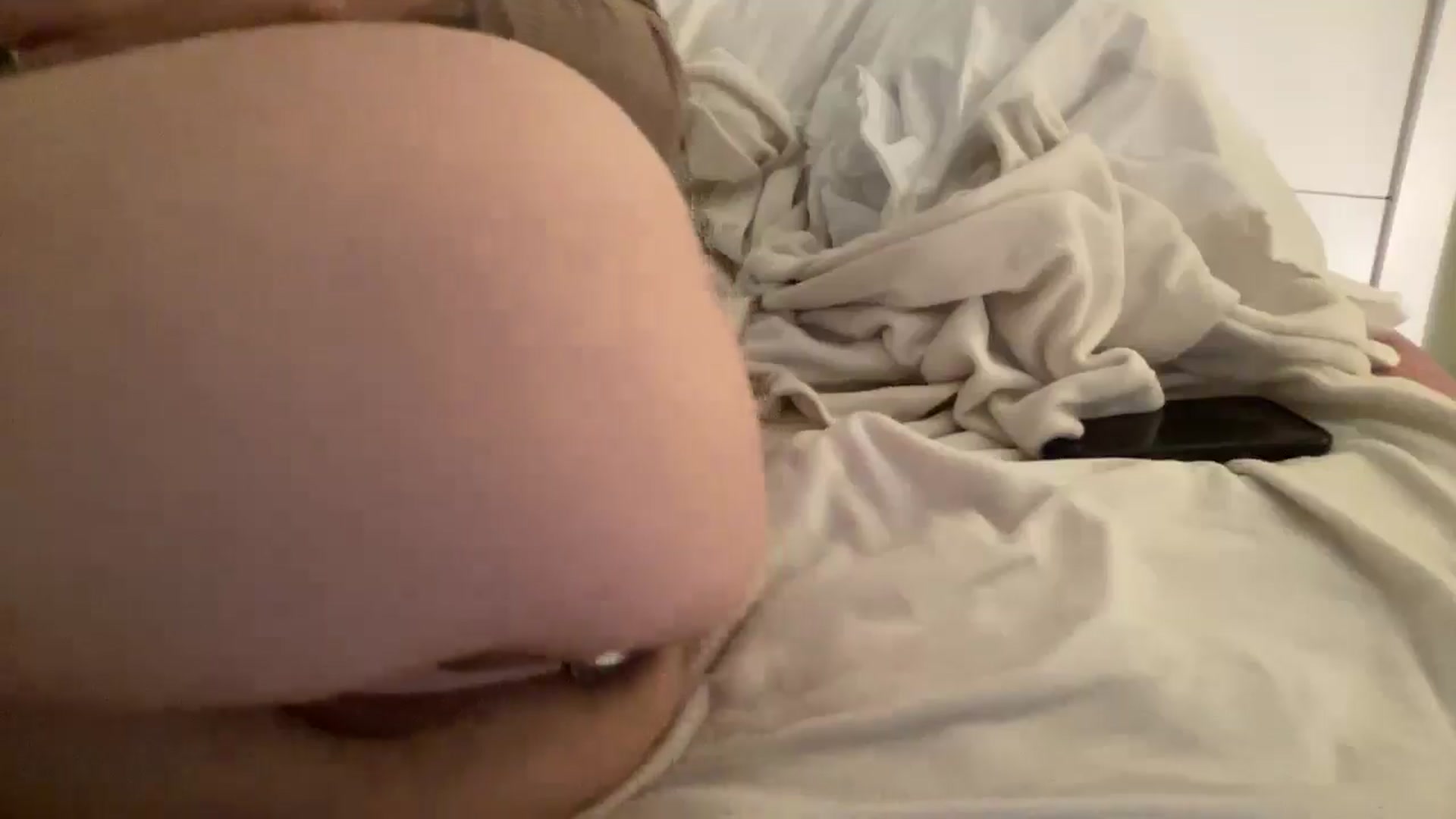 Gallery image thumbnail from PosiePleases's myfreecams stream on, 12/25/2024, 12:24 image 7 of 20