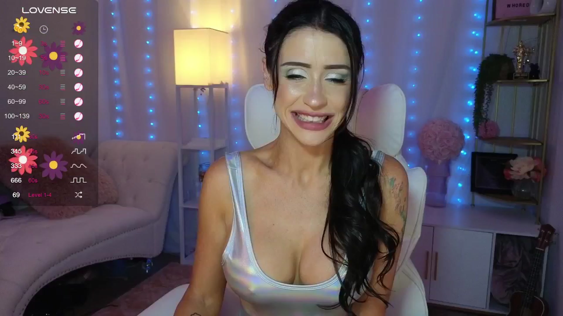 Gallery image thumbnail from PossumPrincss's myfreecams stream on, 07/13/2024, 05:42 image 12 of 20