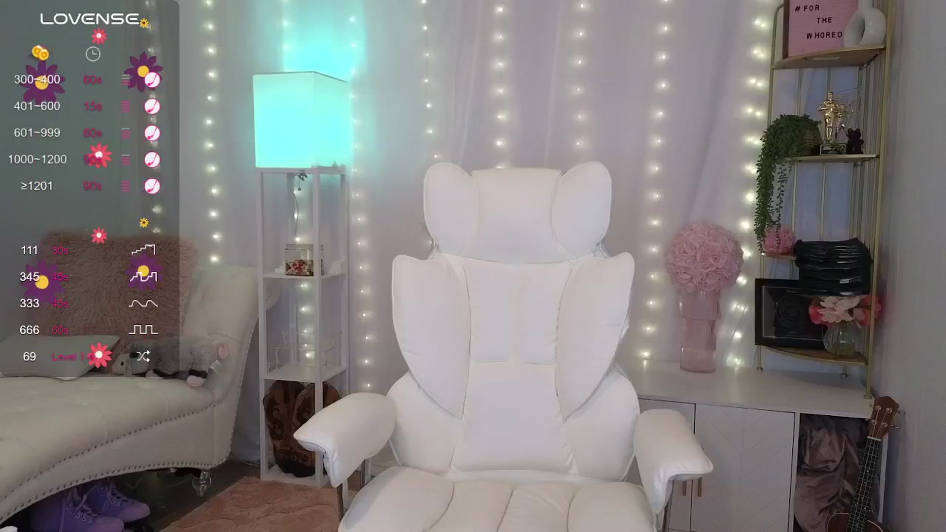 Gallery image thumbnail from PossumPrincss's myfreecams stream on, 07/18/2024, 03:20 image 12 of 20