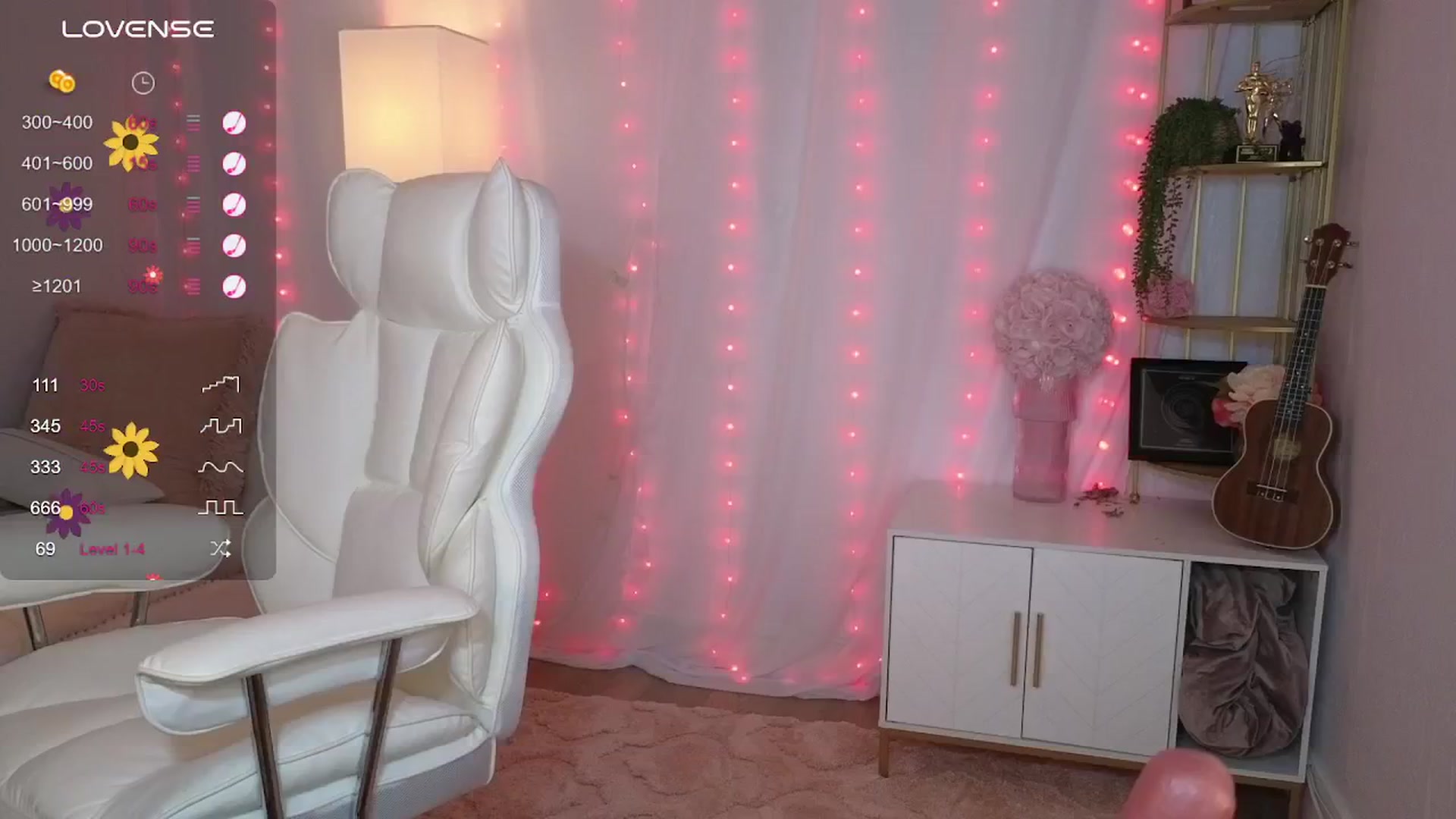 Gallery image thumbnail from PossumPrincss's myfreecams stream on, 08/18/2024, 06:24 image 3 of 20