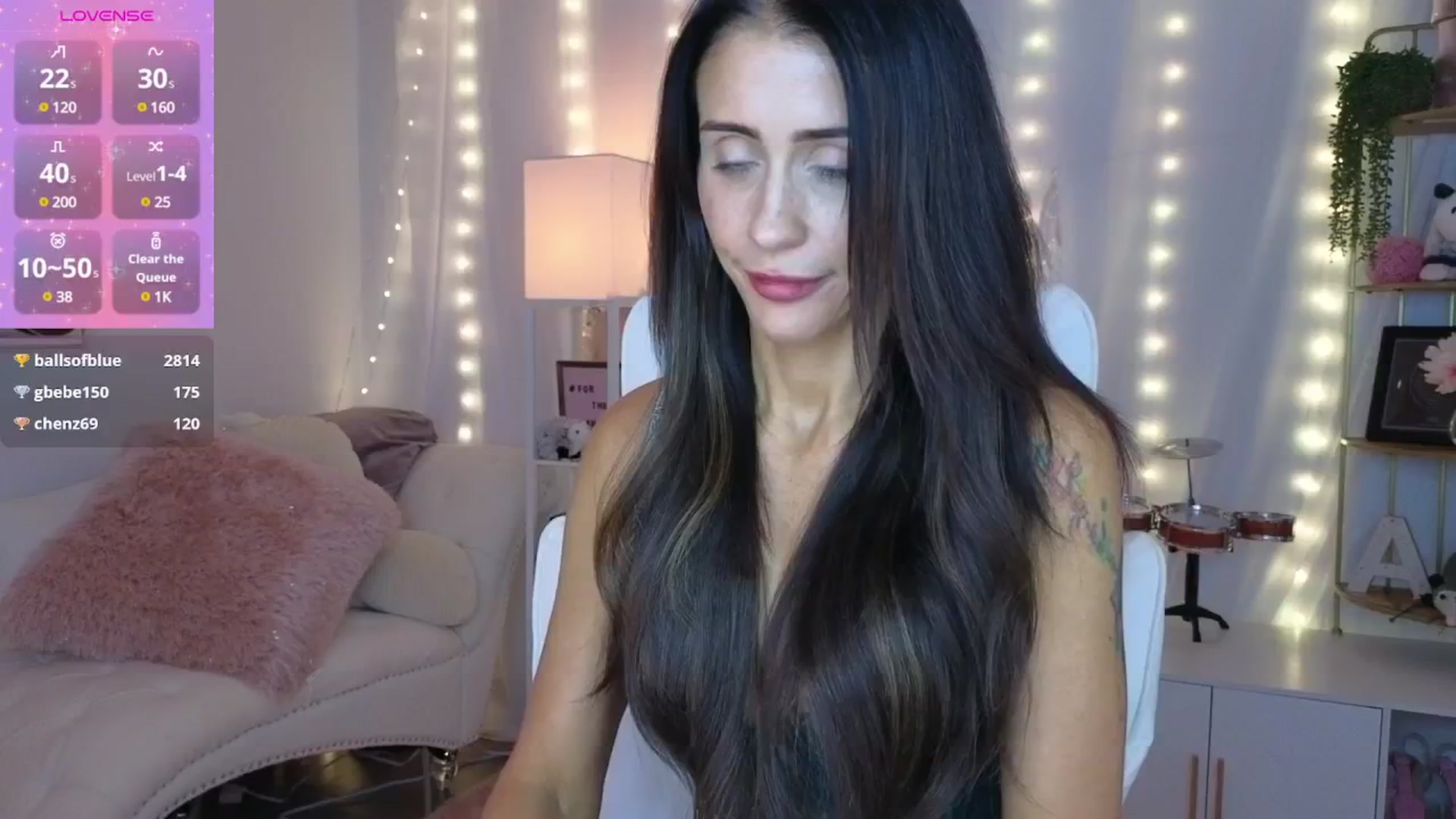 Gallery image thumbnail from PossumPrincss's myfreecams stream on, 09/26/2024, 03:41 image 8 of 20