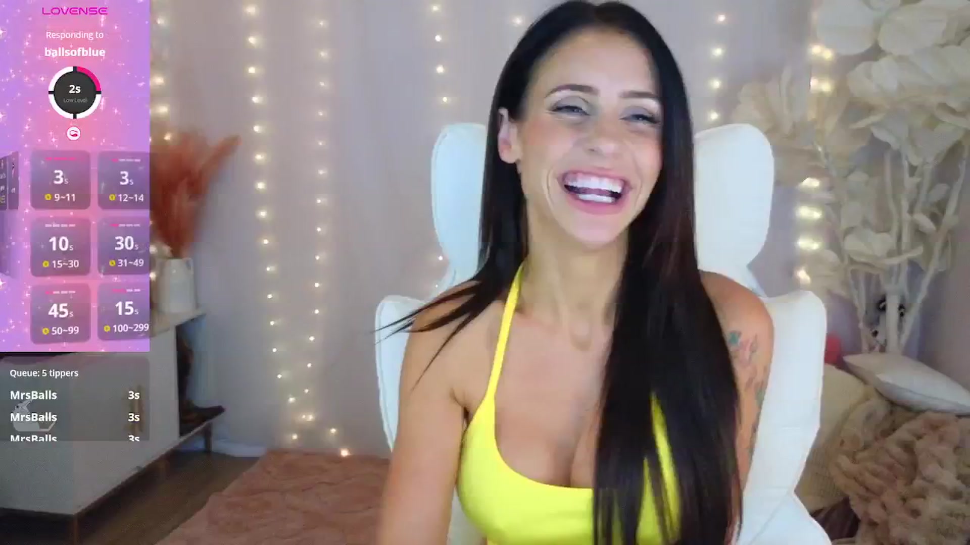 Gallery image thumbnail from PossumPrincss's myfreecams stream on, 11/23/2024, 23:23 image 3 of 20