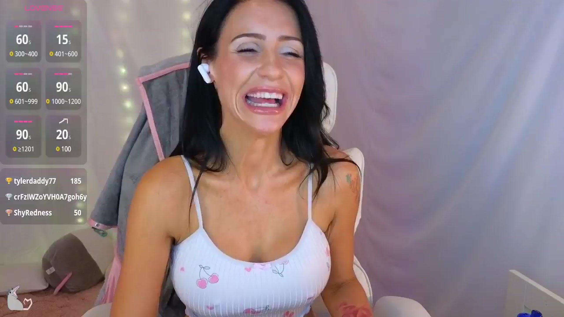 Gallery image thumbnail from PossumPrincss's myfreecams stream on, 01/29/2025, 20:04 image 12 of 20