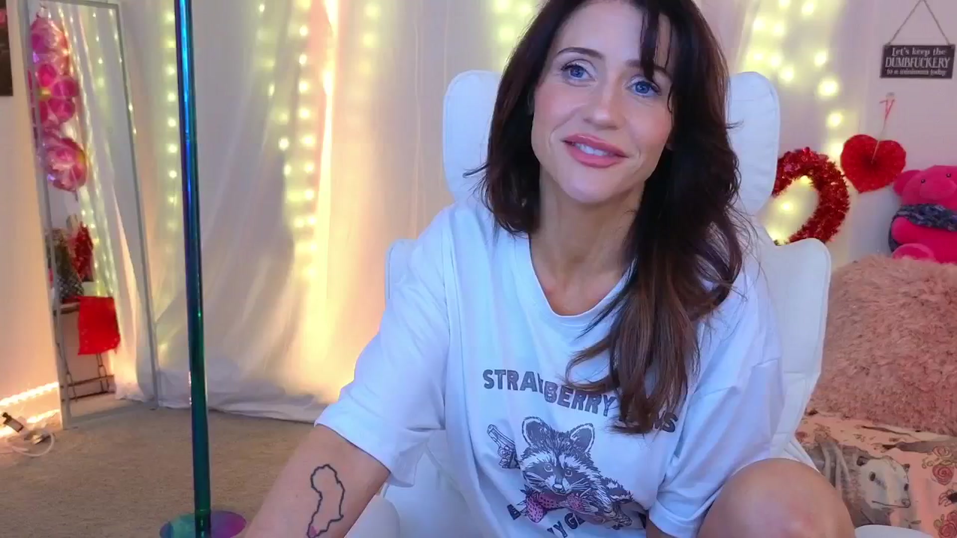 Gallery image thumbnail from PossumPrincss's myfreecams stream on, 02/25/2025, 03:41 image 9 of 20
